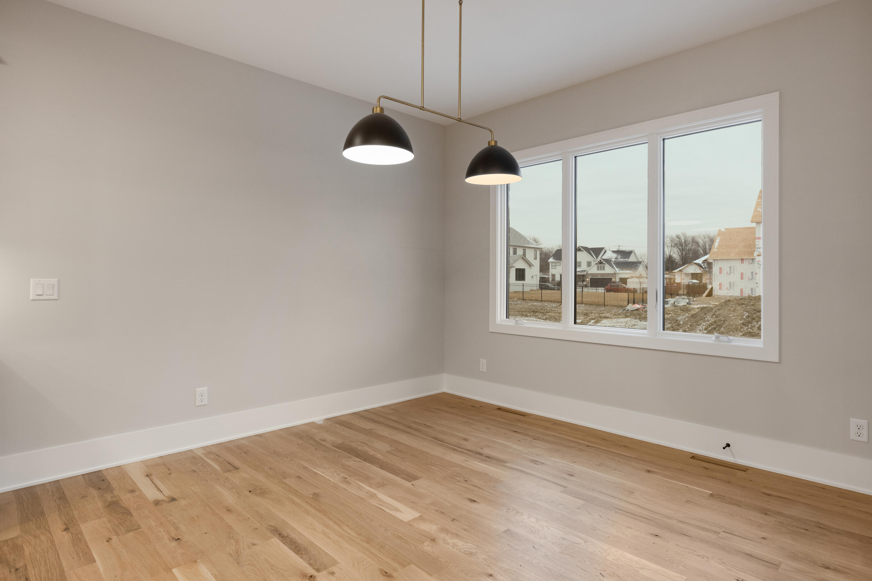9403 Tall Grass Trail