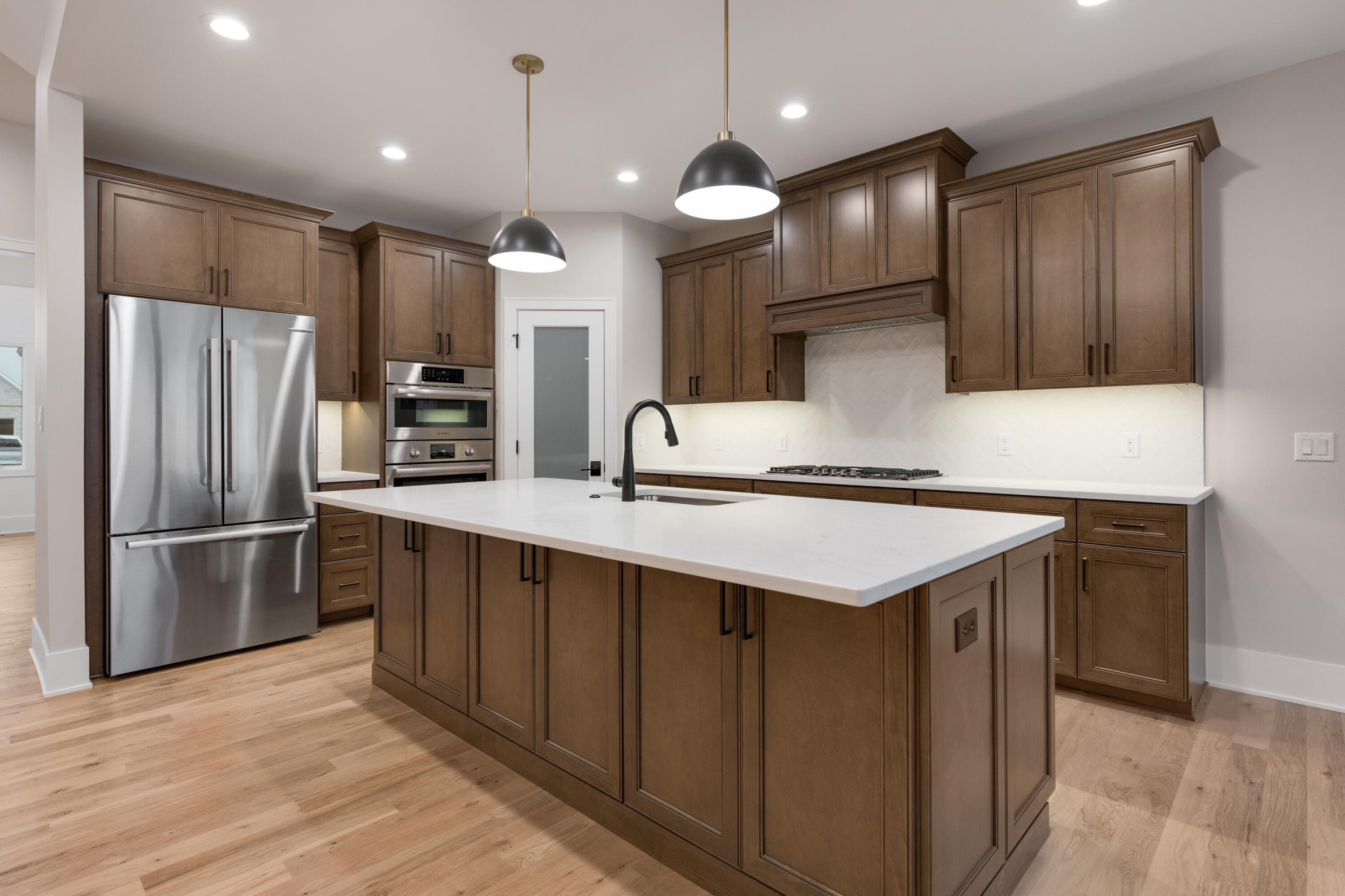 9403 Tall Grass Trail