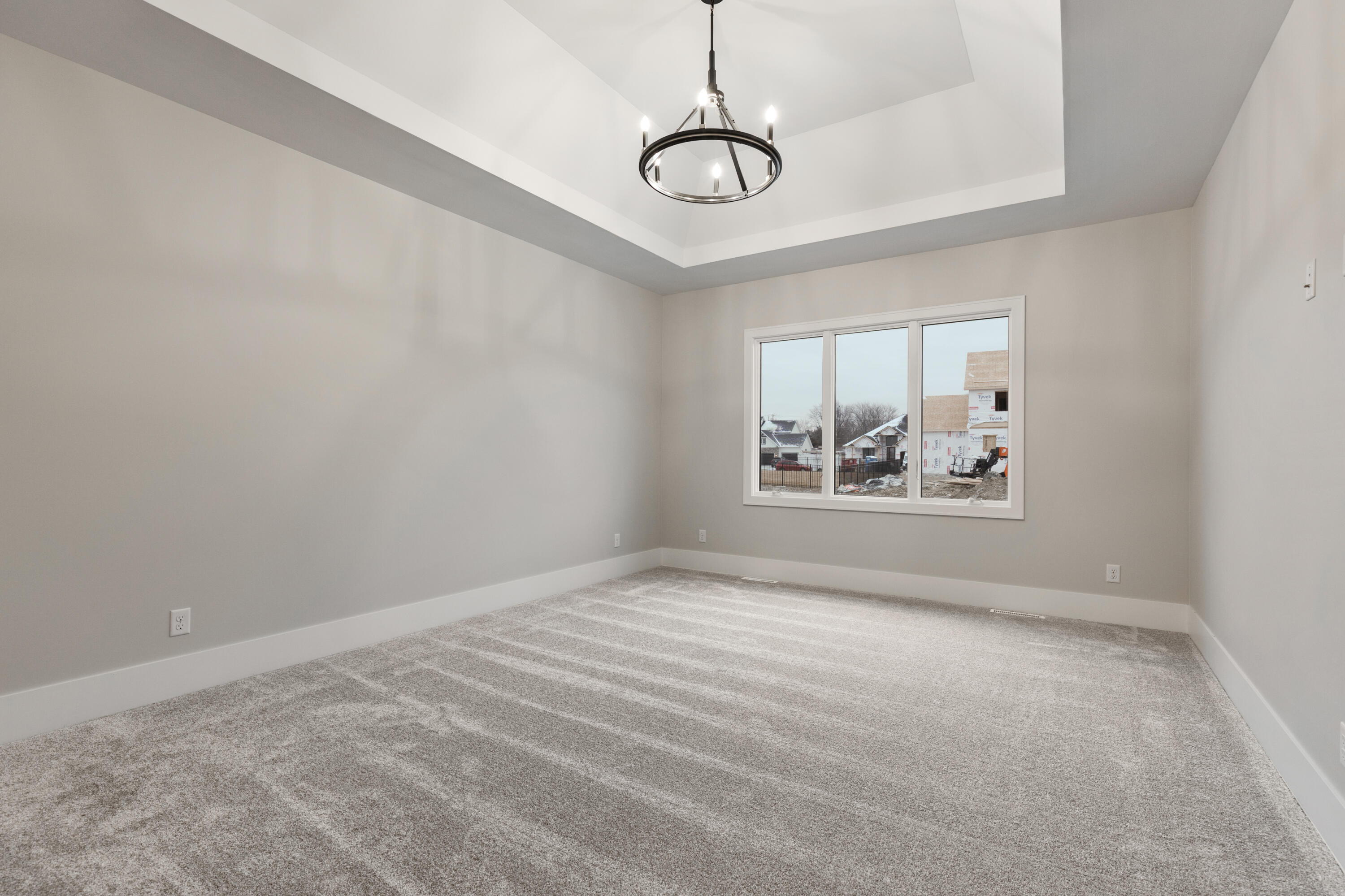 9403 Tall Grass Trail
