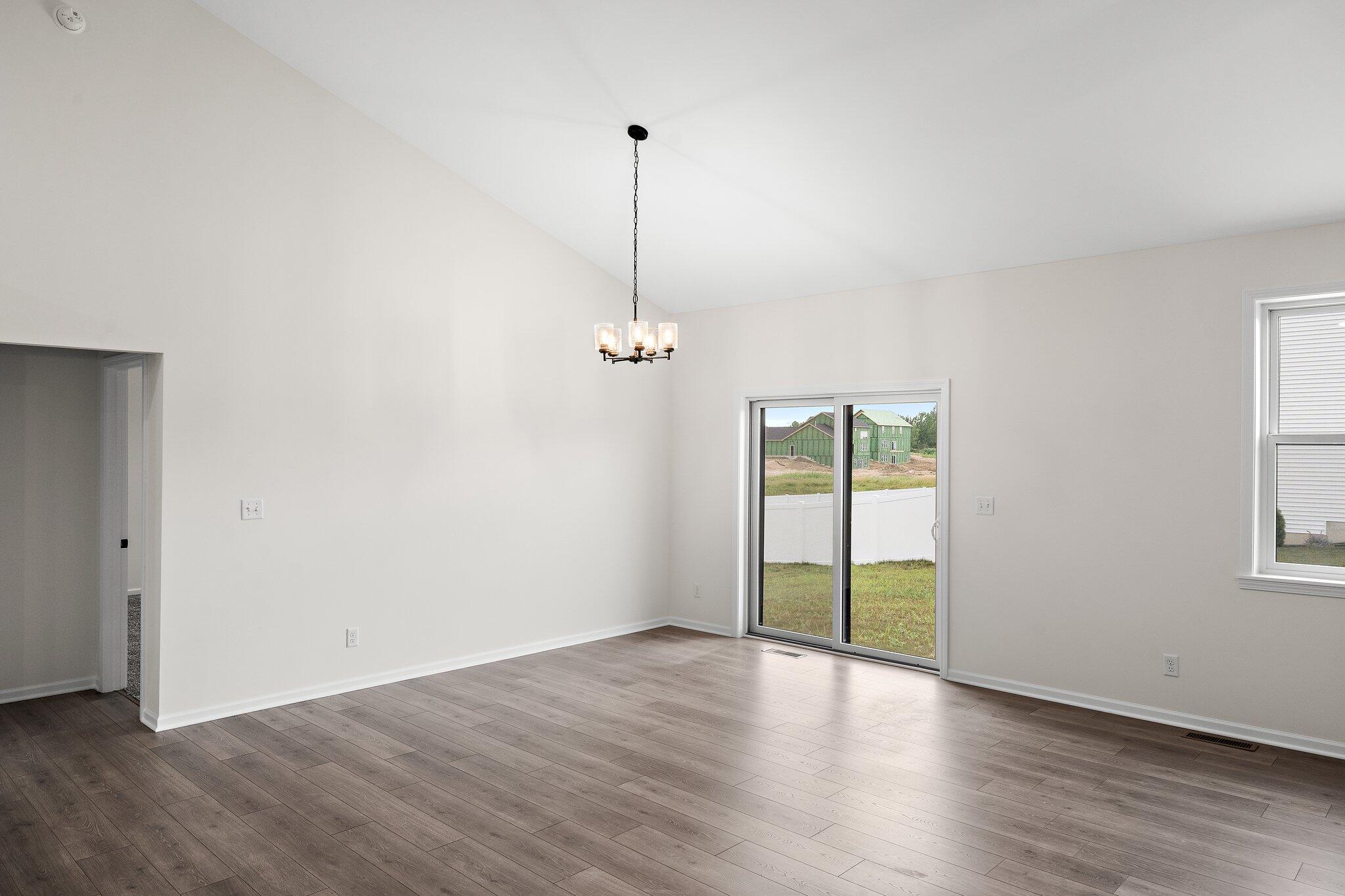 866 Village Glenn Drive