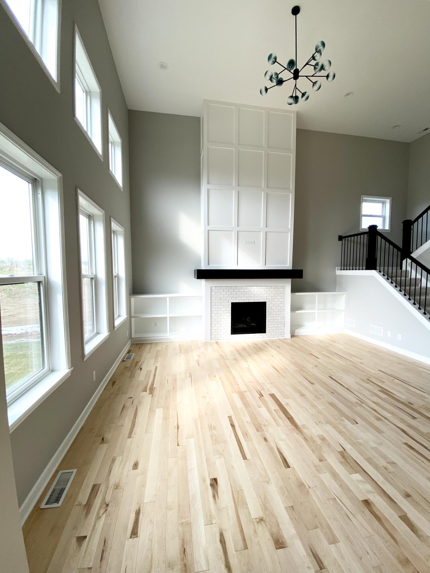2321 Redwood Lane