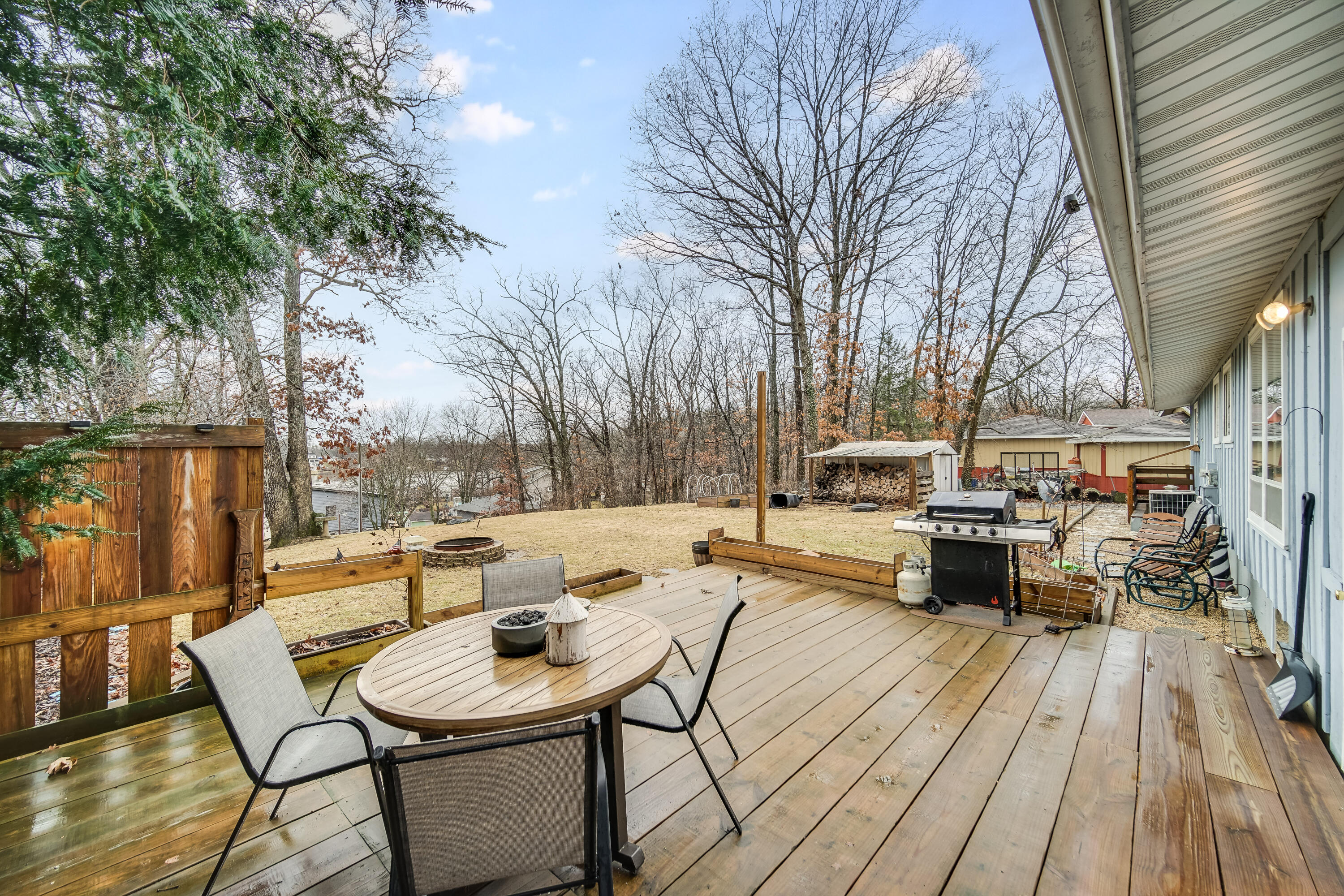5203 Vasa Terrace