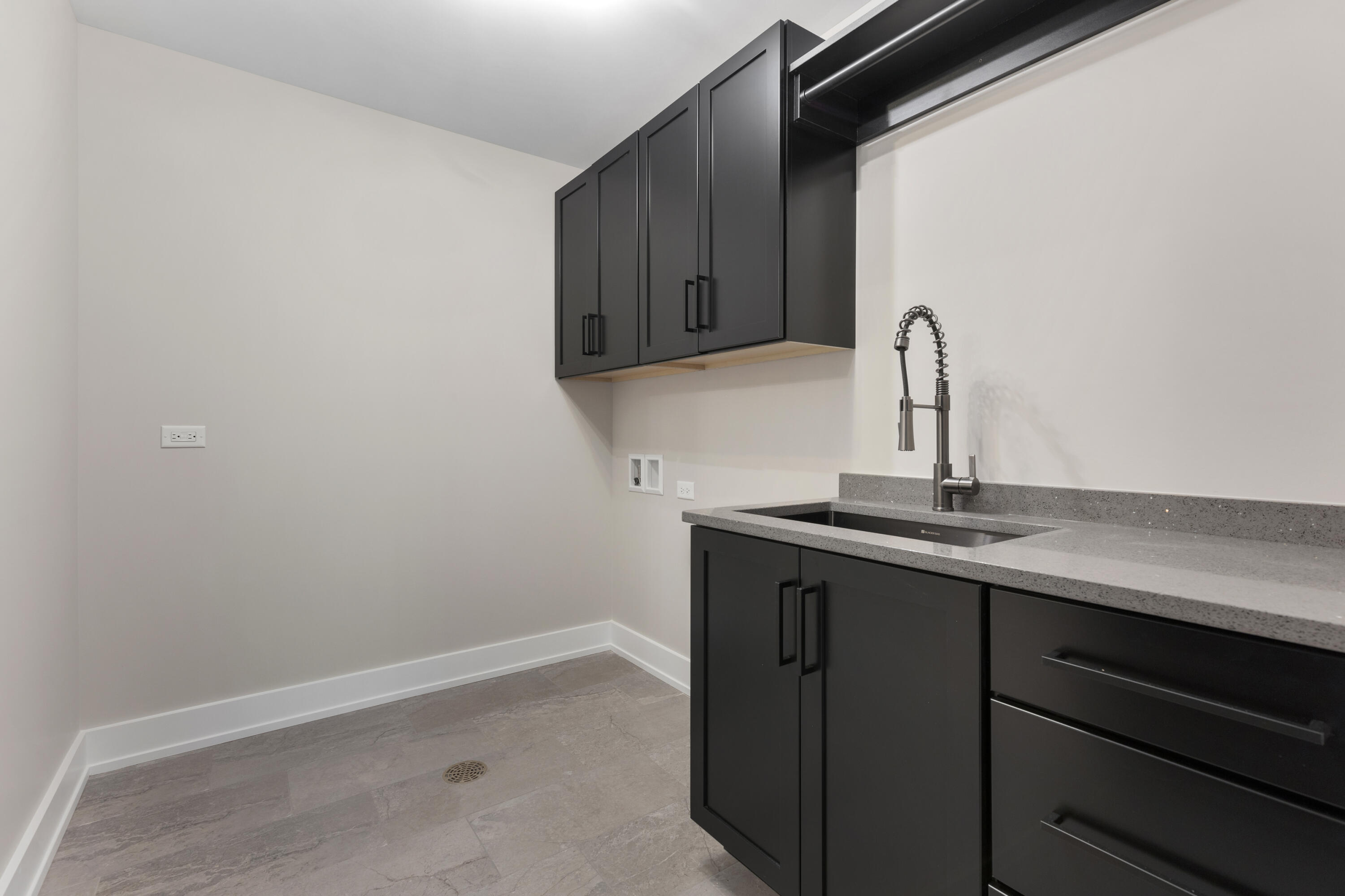 10025 Switch Grass Lane