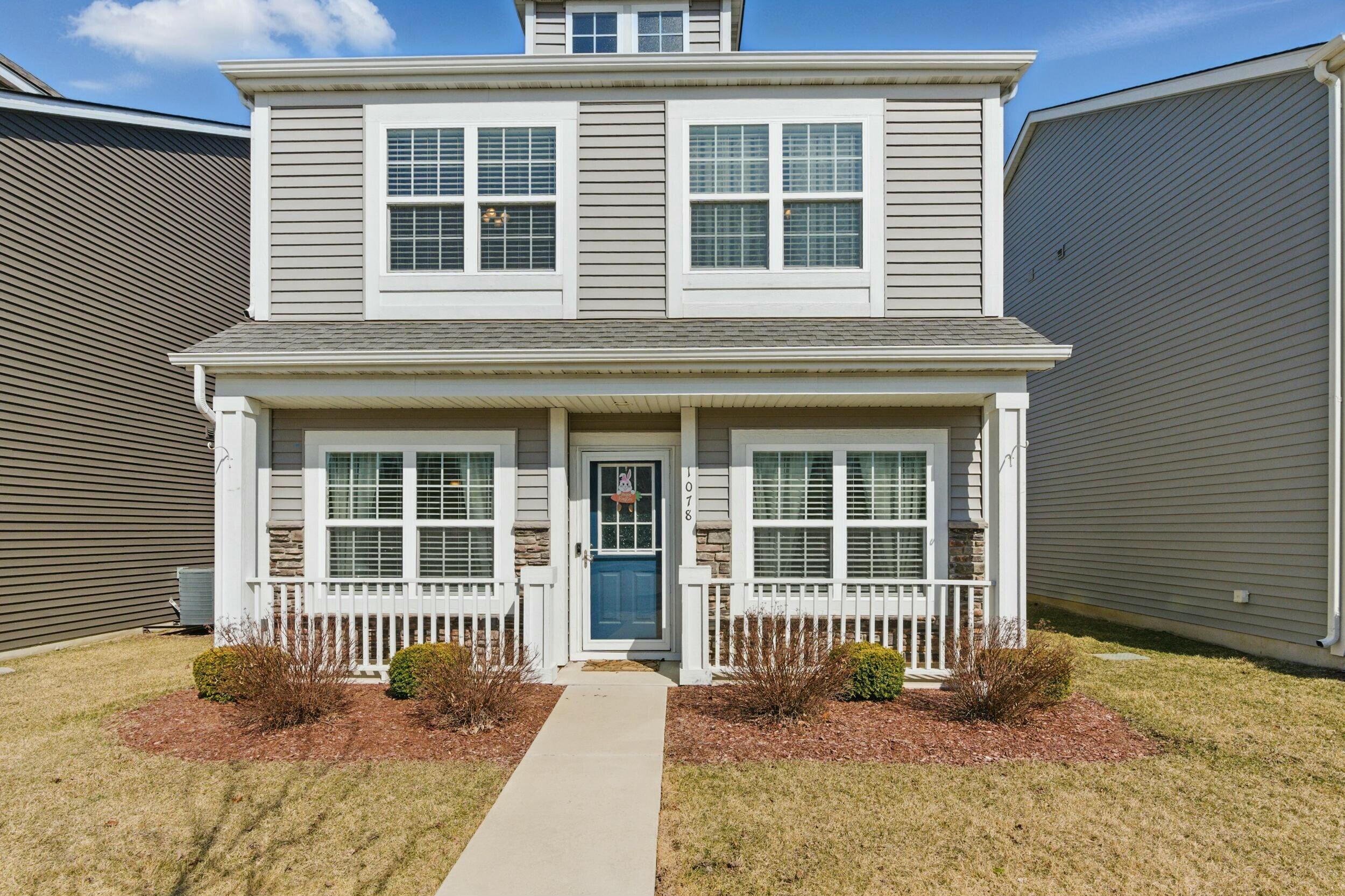 1078 E 117th Place