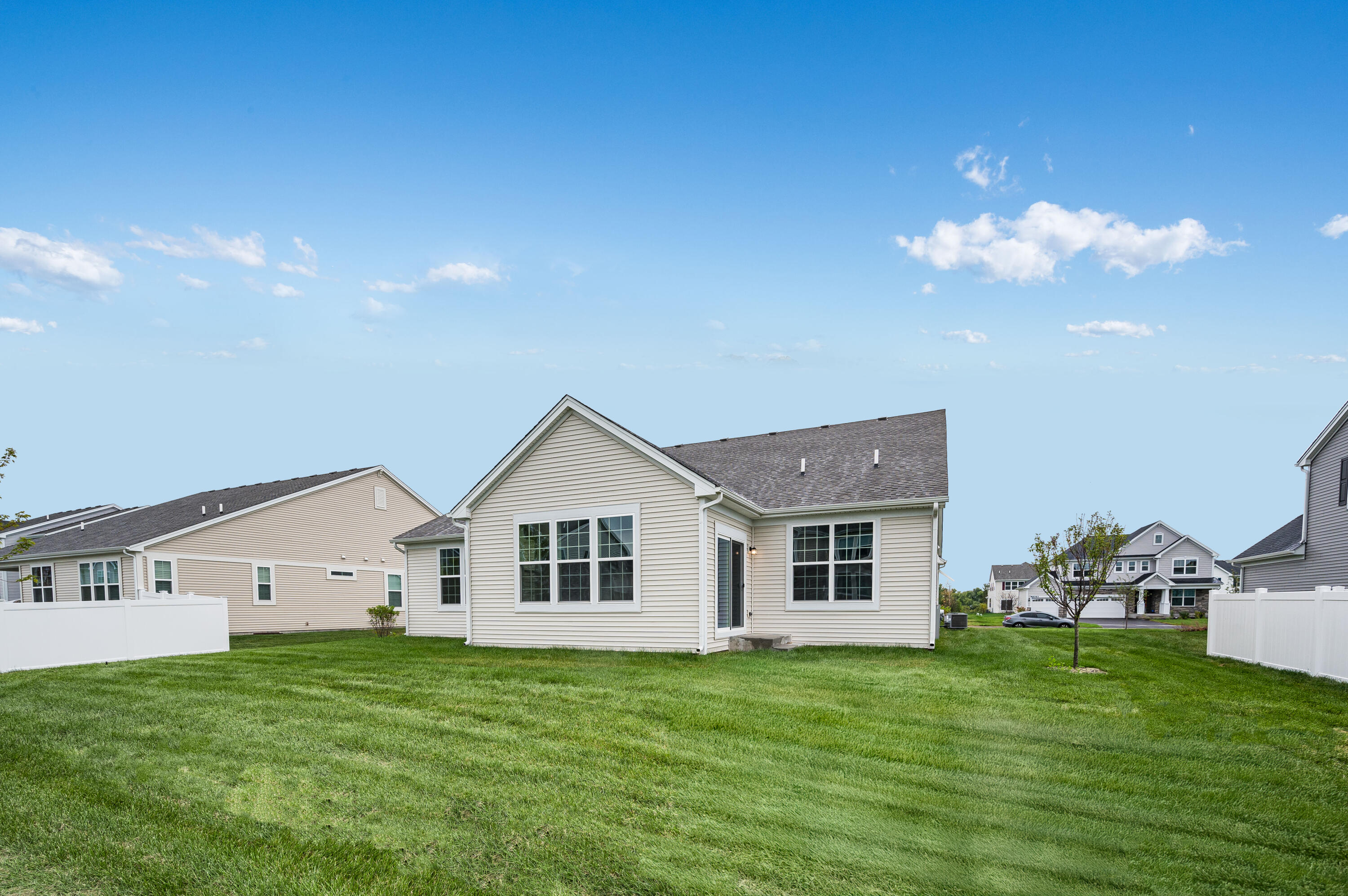 6054 E 112th Place