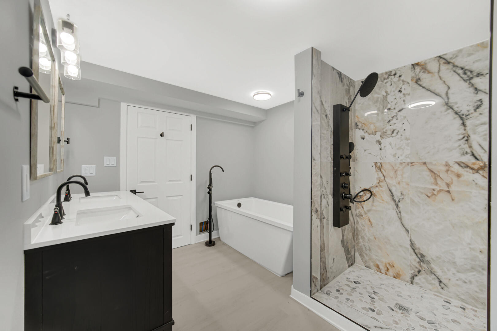 2055 Roosevelt Street