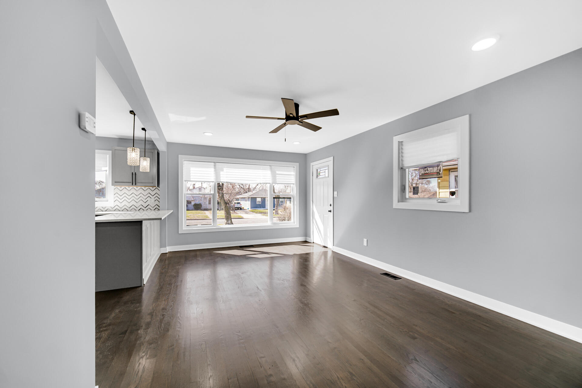 2055 Roosevelt Street