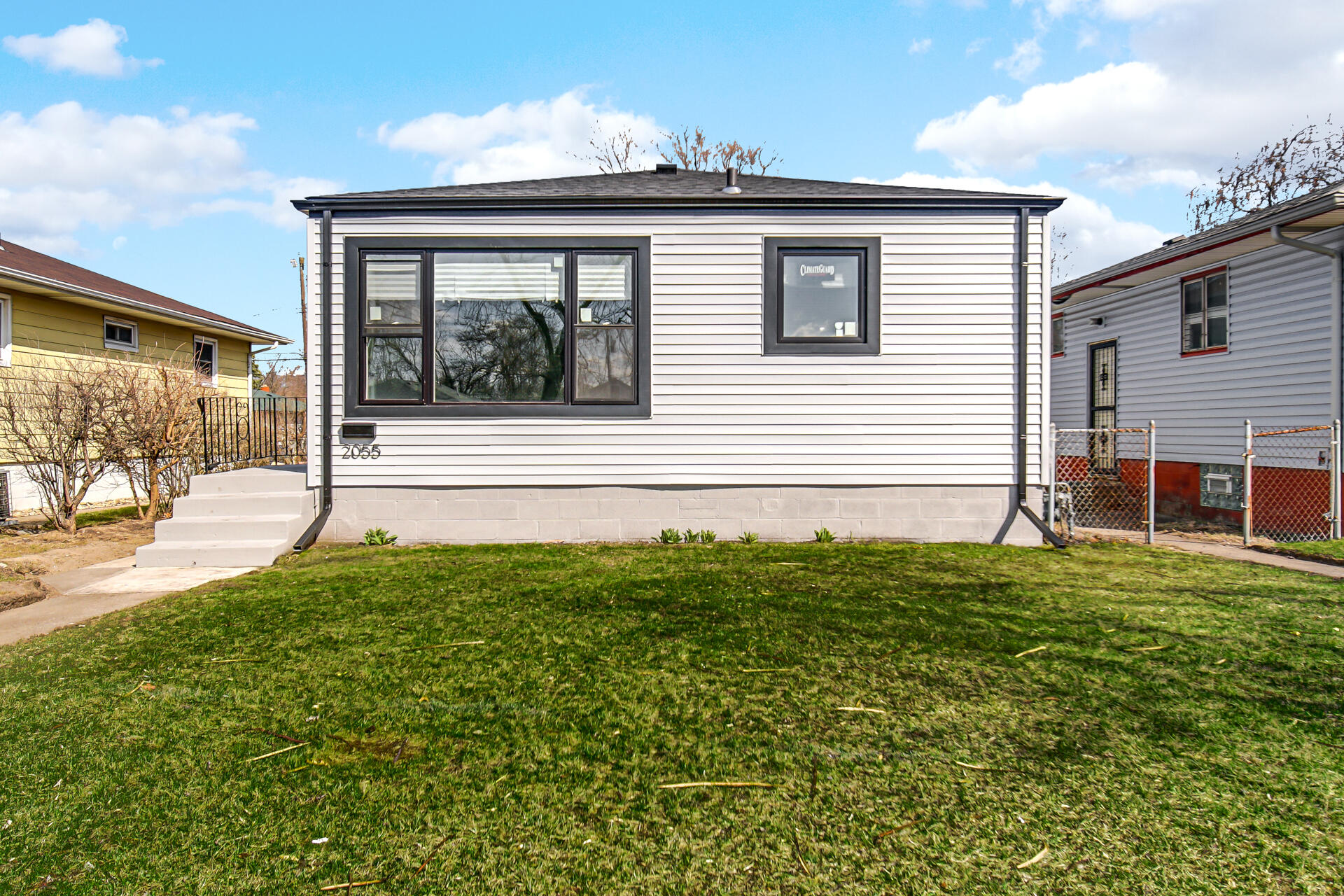 2055 Roosevelt Street