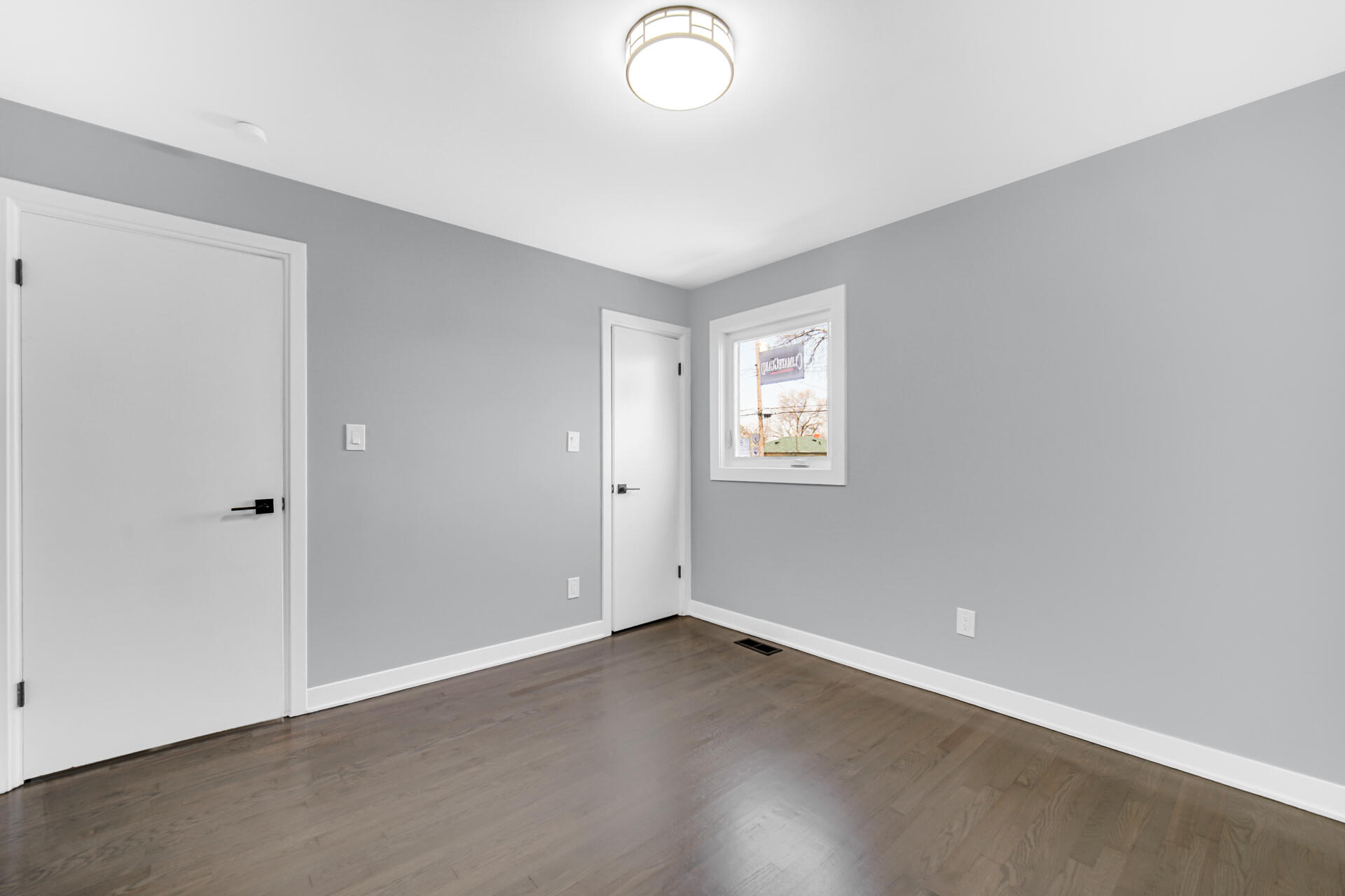 2055 Roosevelt Street