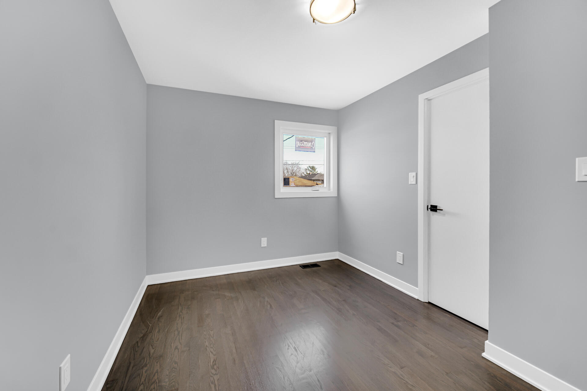 2055 Roosevelt Street