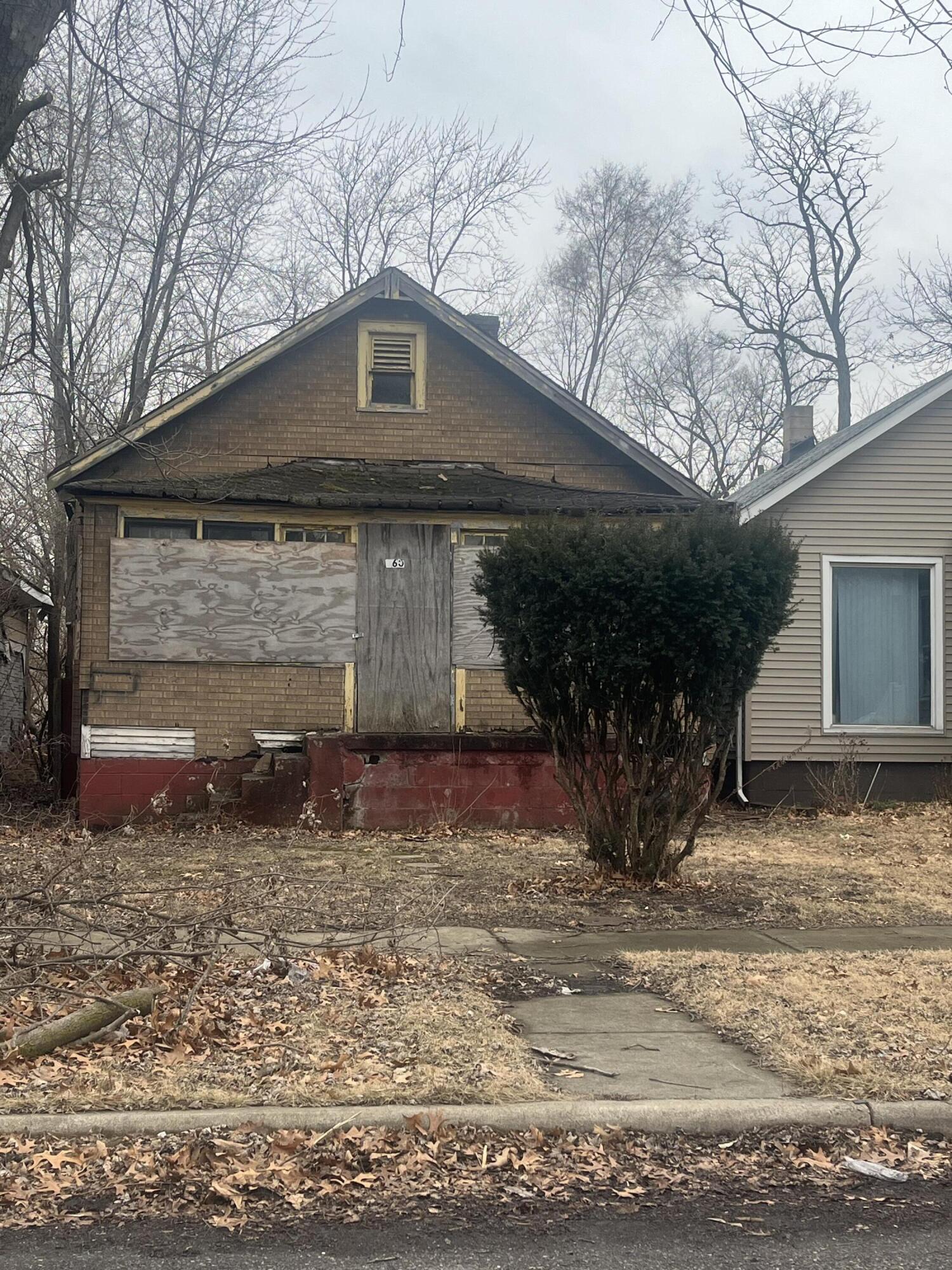 960 Willard Street