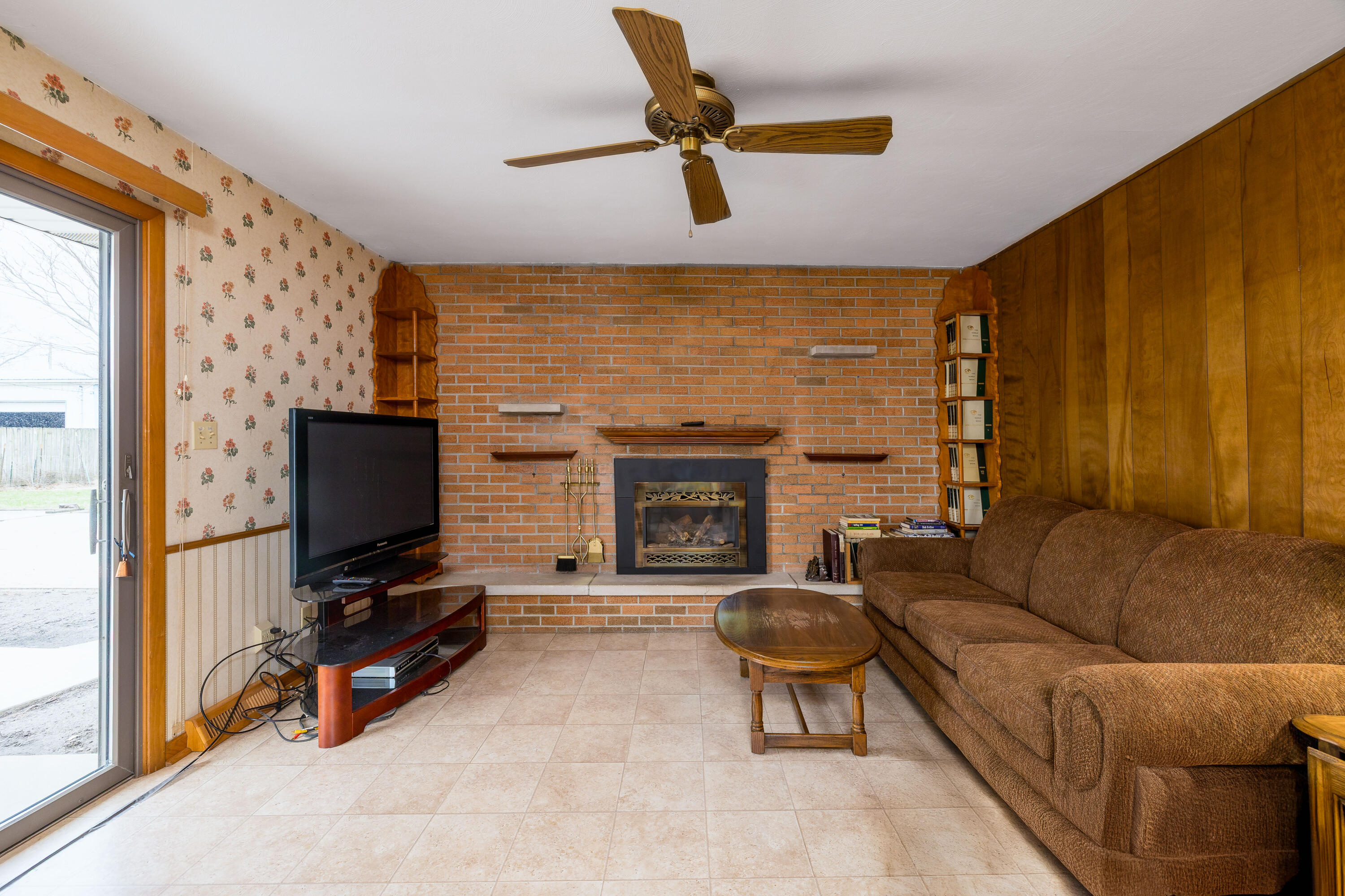 319 E Maple Street