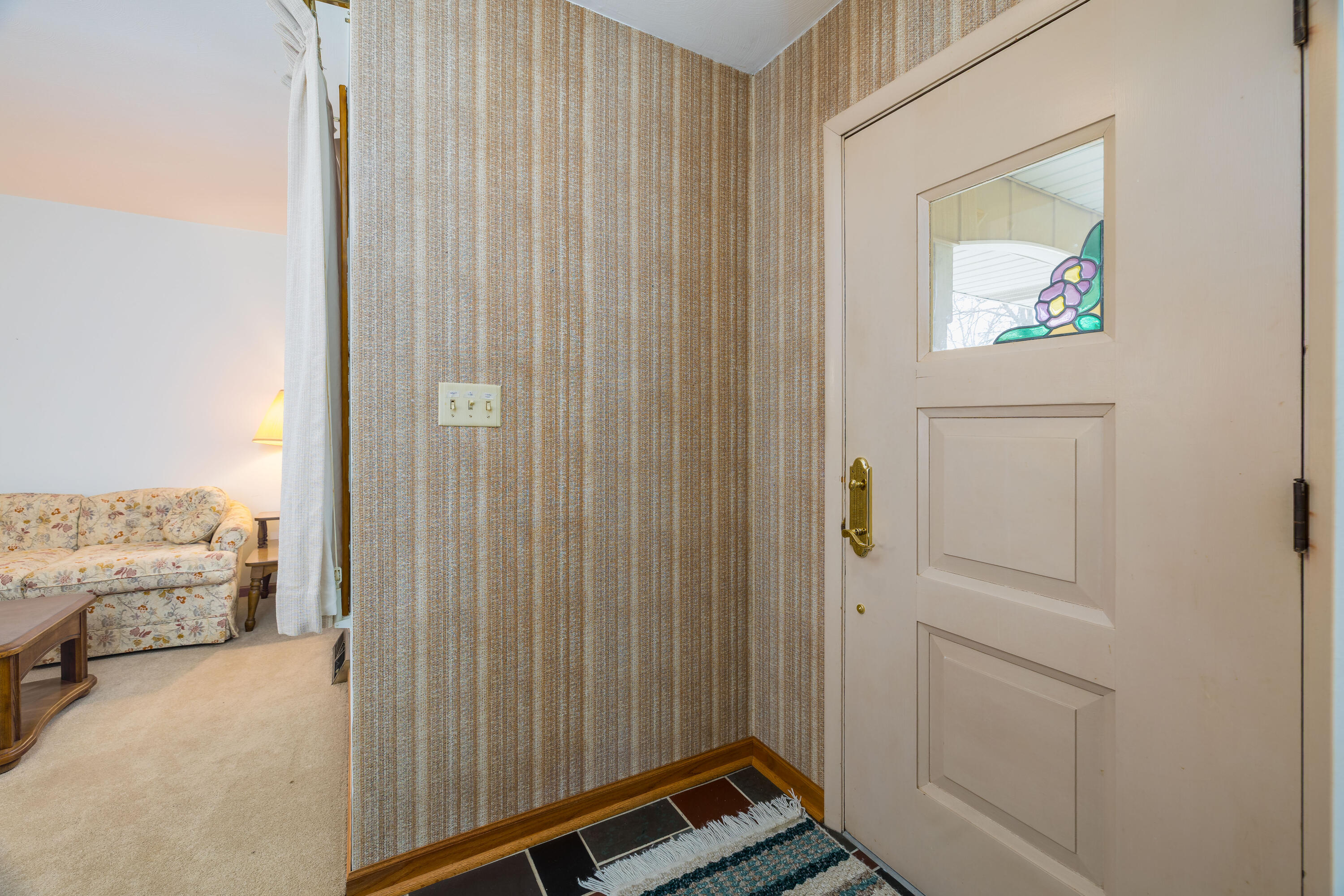 319 E Maple Street