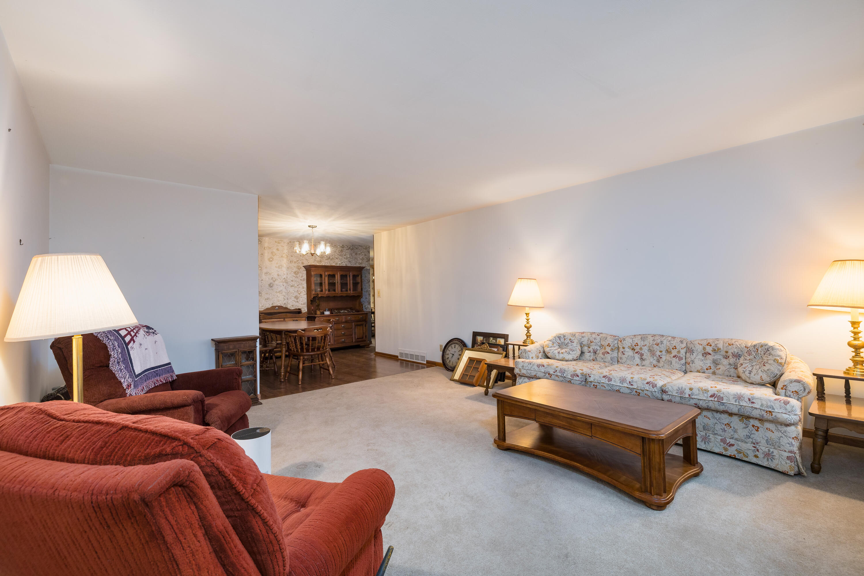 319 E Maple Street