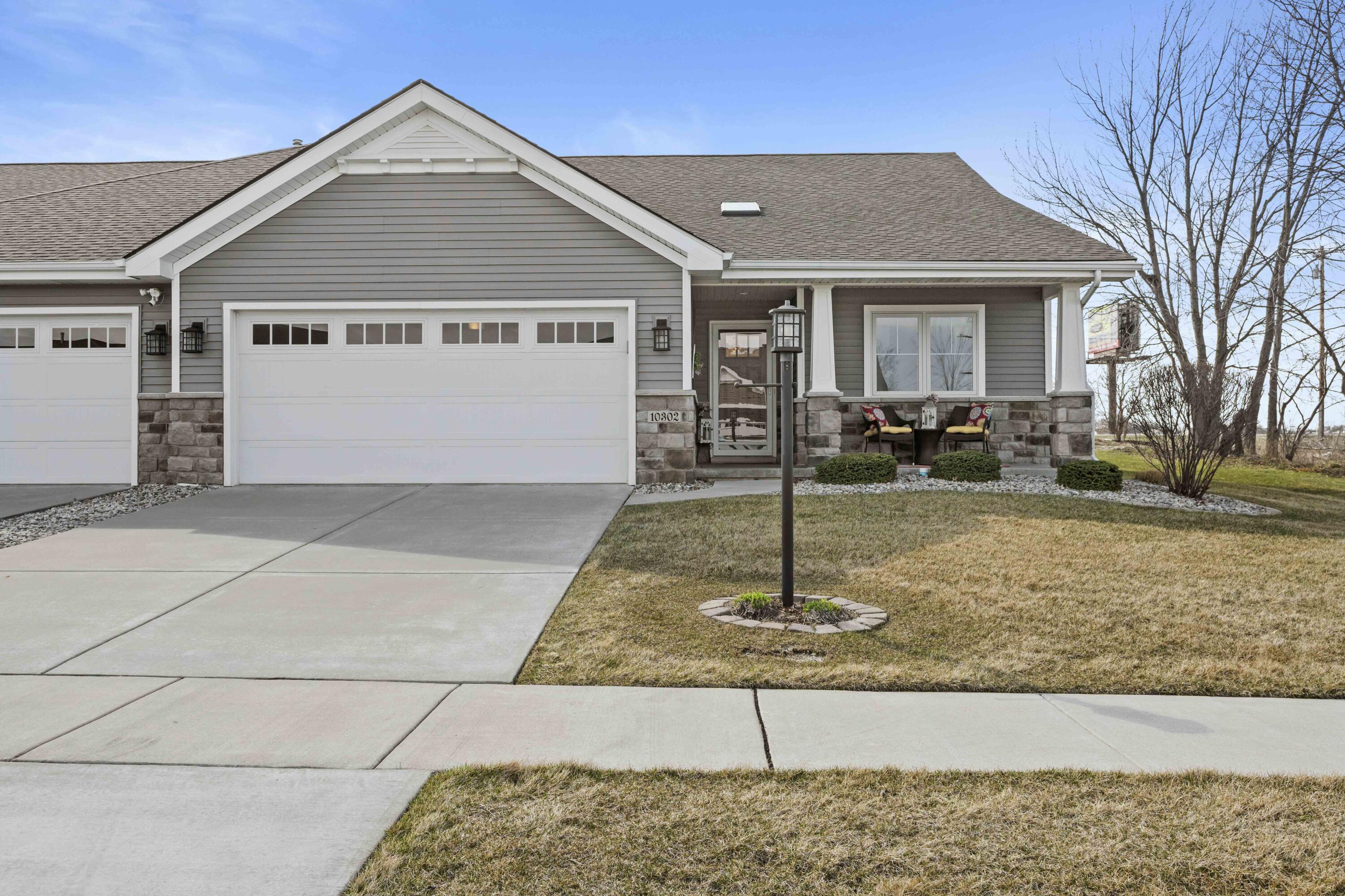 10302 Red Rock Place