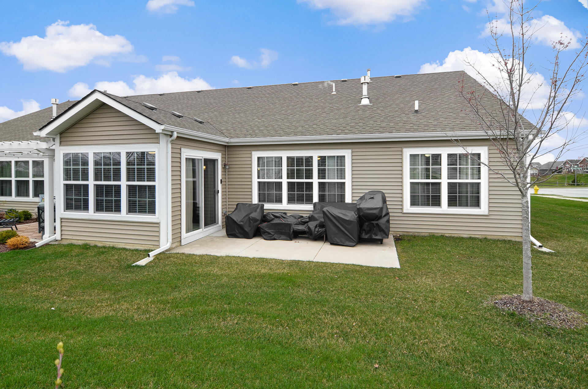 2851 Brisbane Drive
