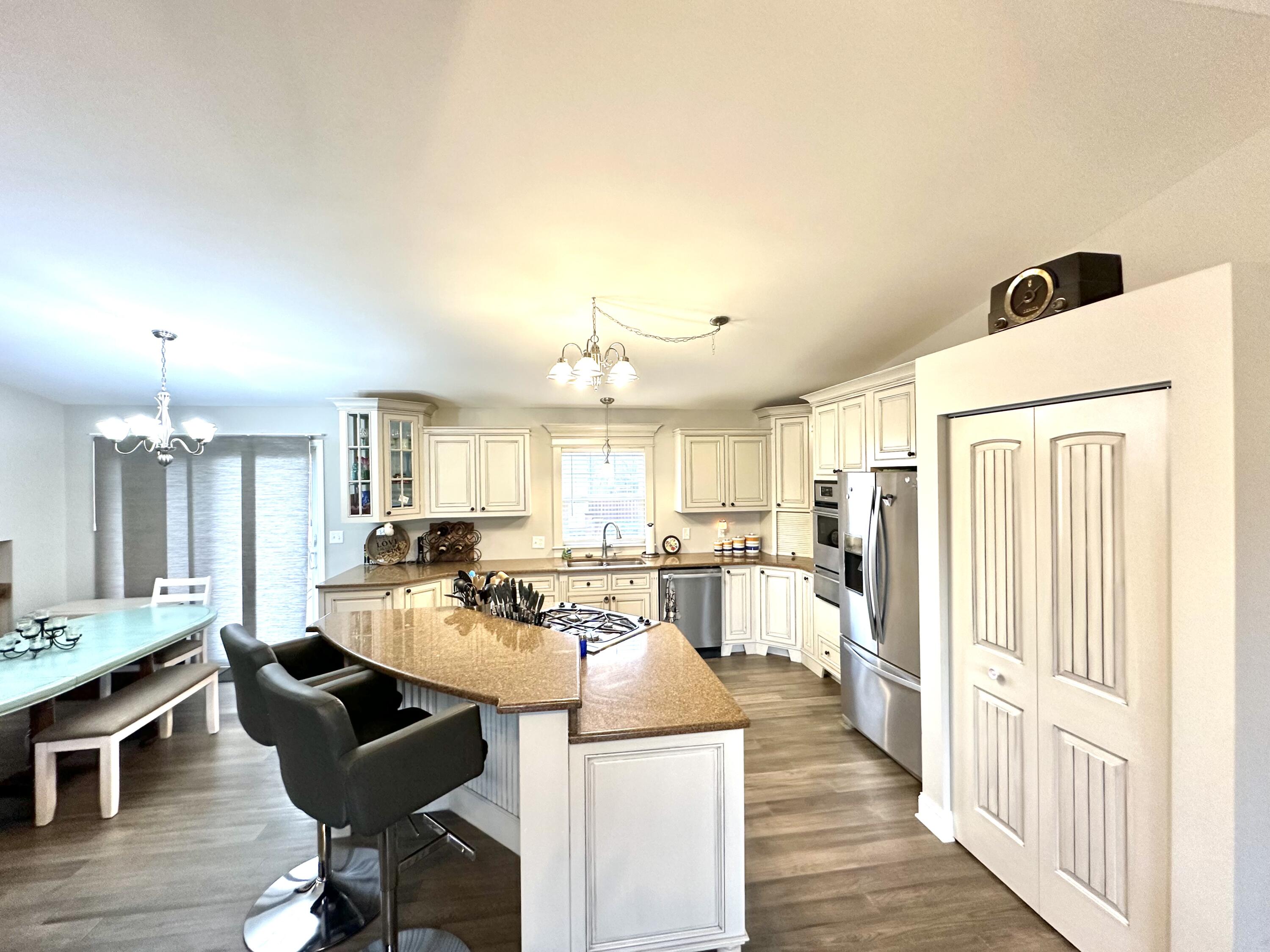 621 Persimmon Pkwy