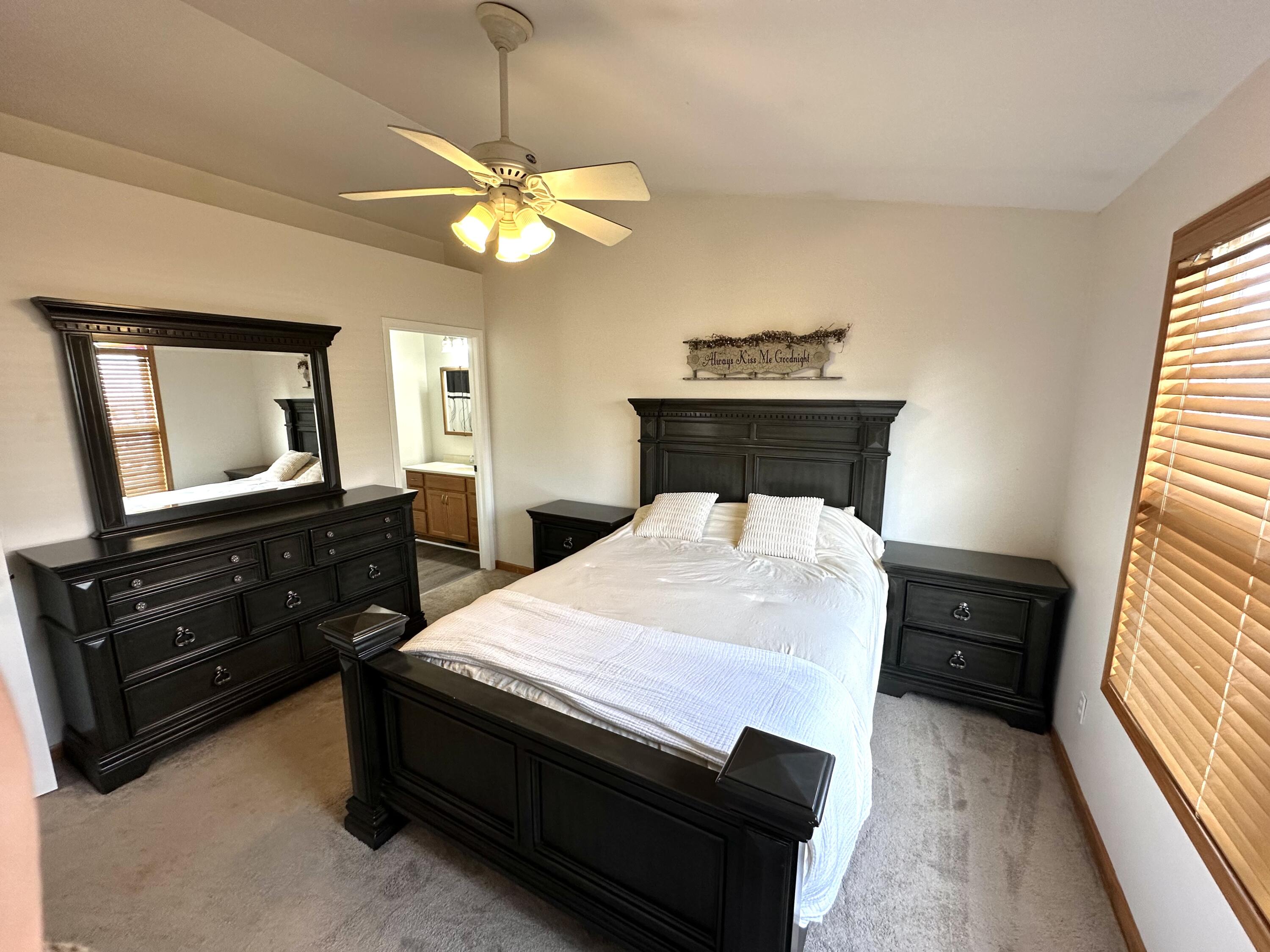 621 Persimmon Pkwy