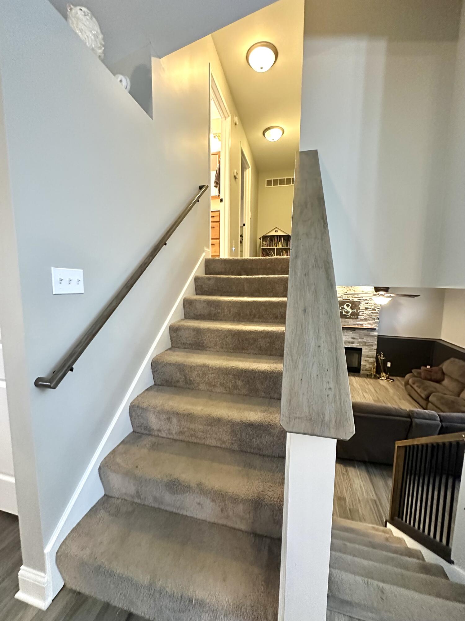 621 Persimmon Pkwy