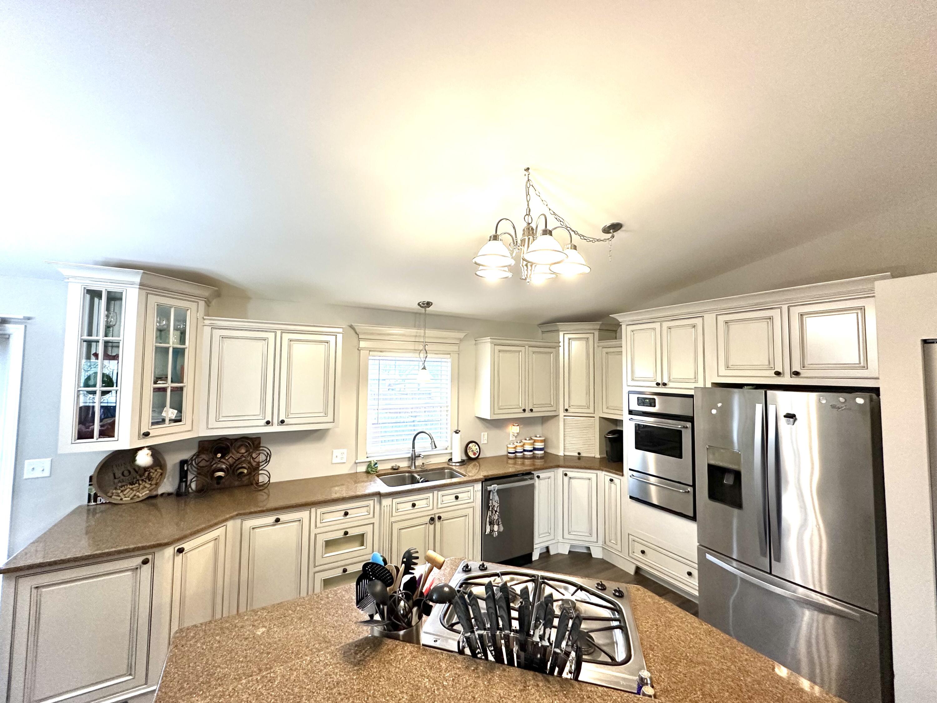 621 Persimmon Pkwy