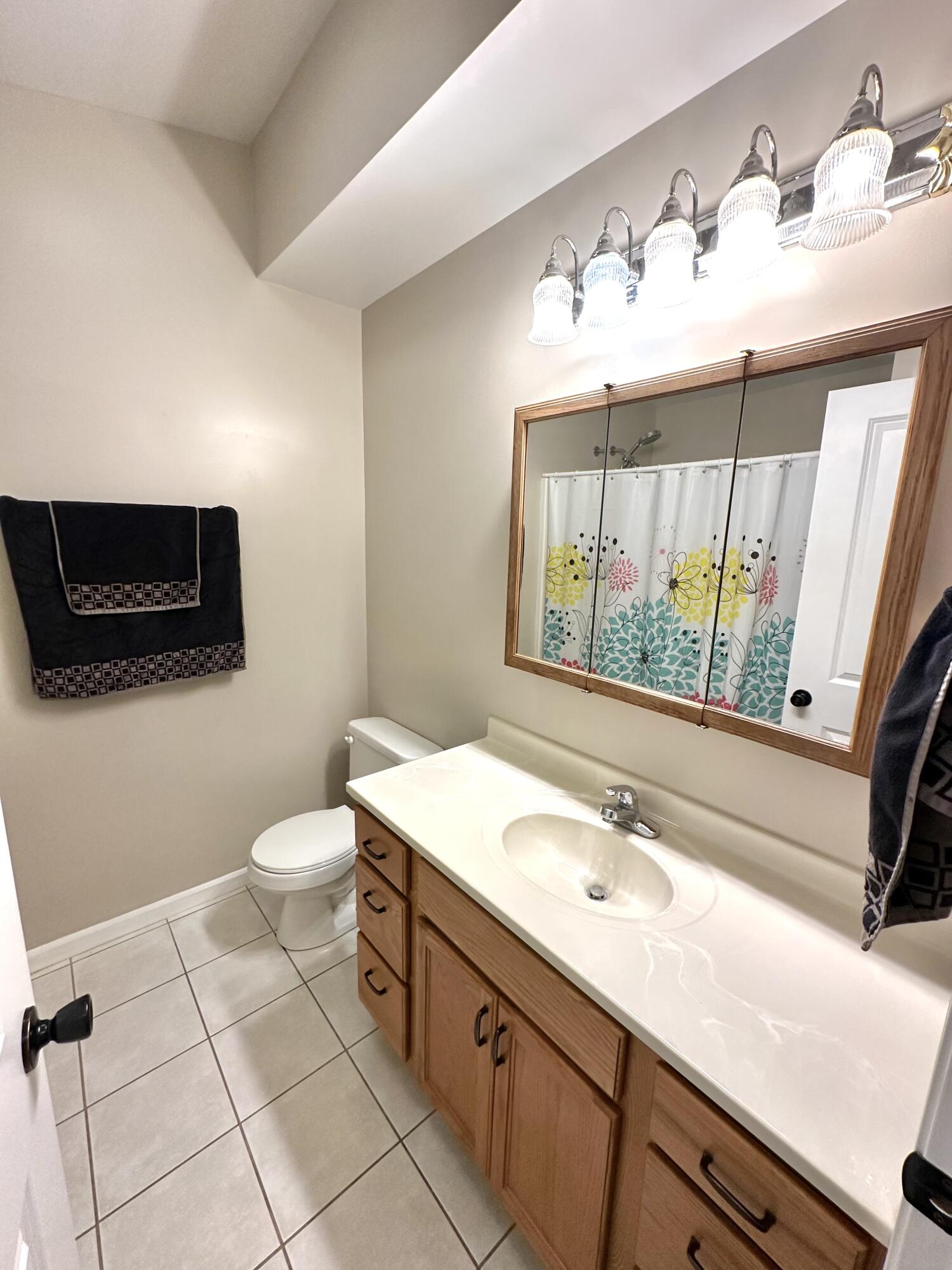 621 Persimmon Pkwy