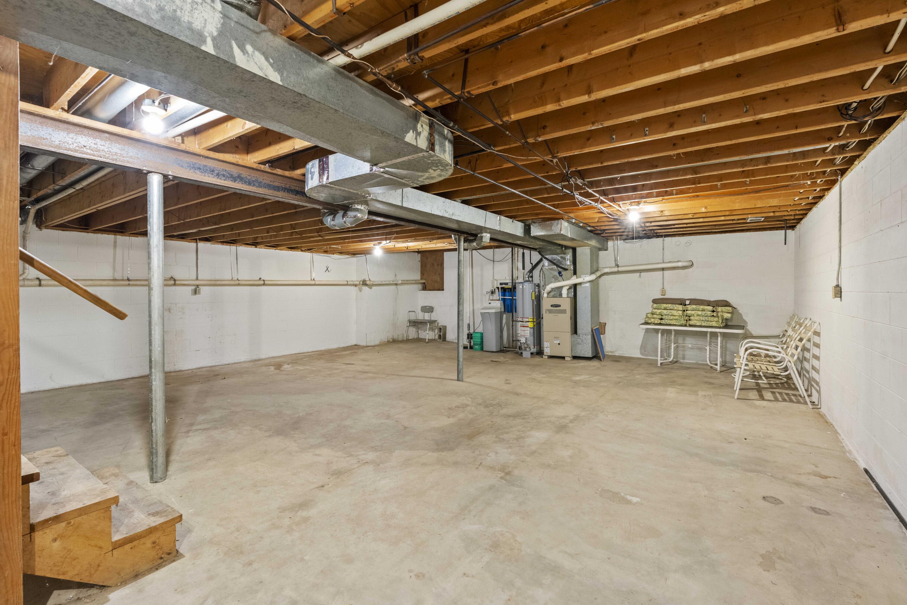 2432 Superior Street