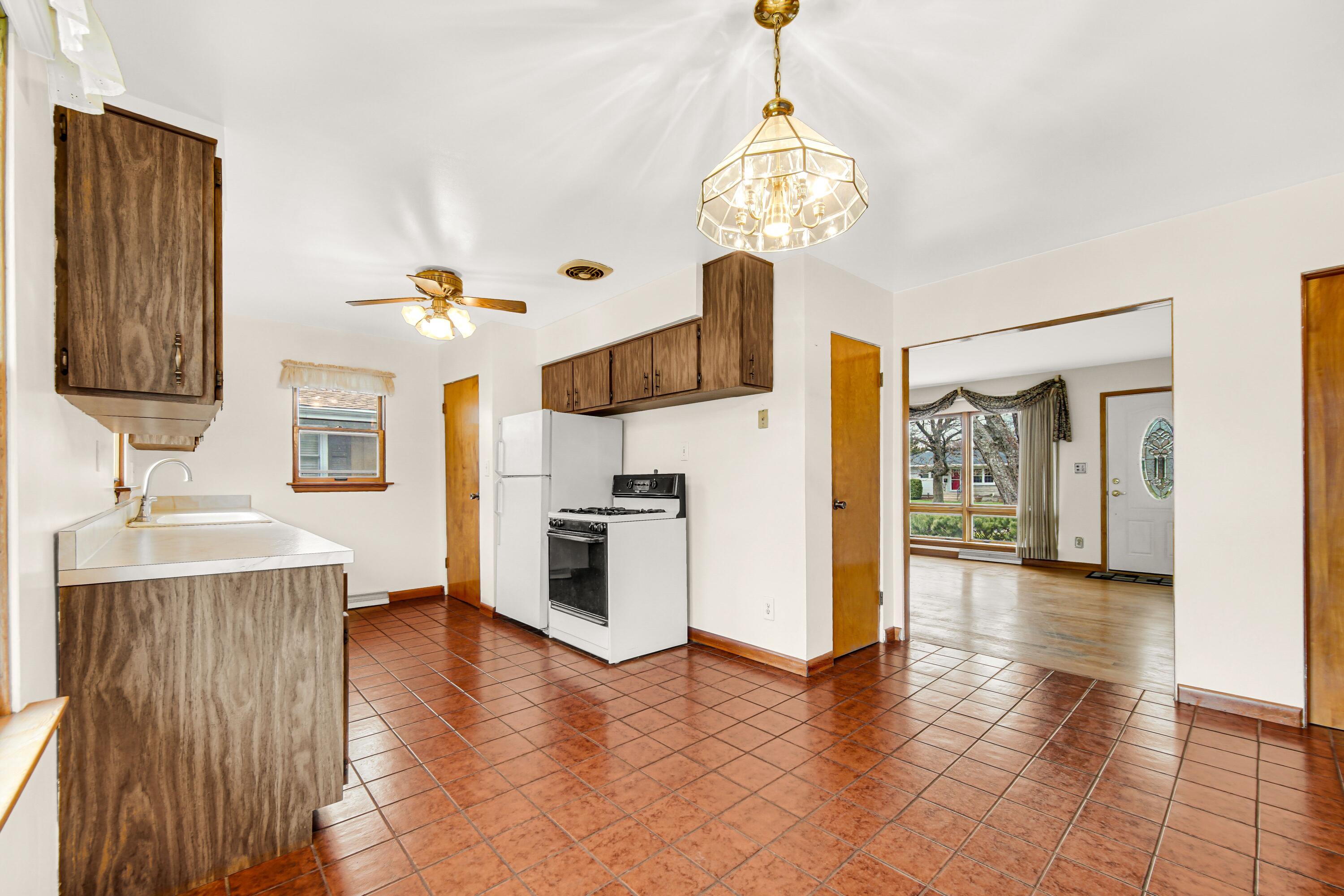 8148 Kooy Drive