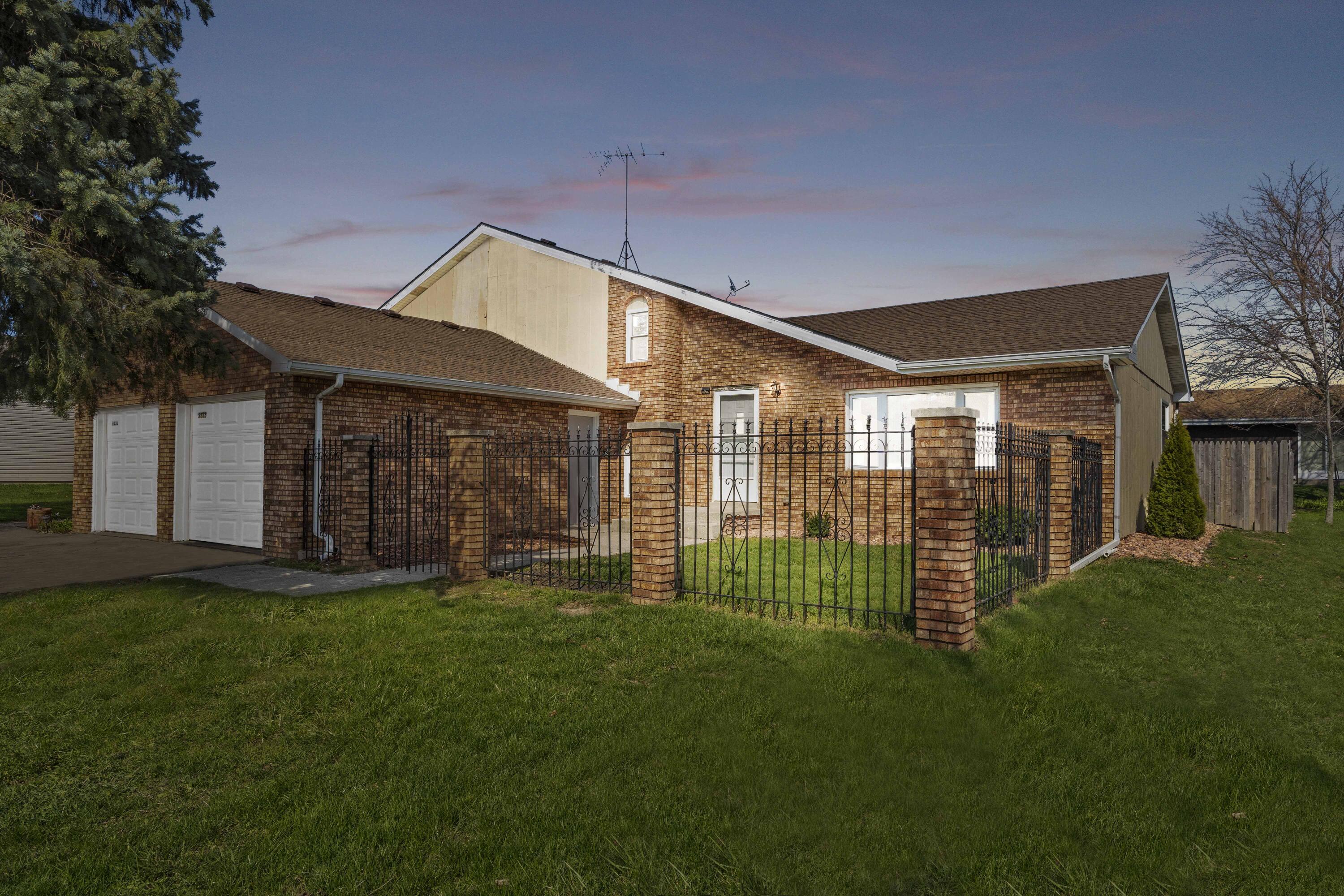 9635 Johnson Place