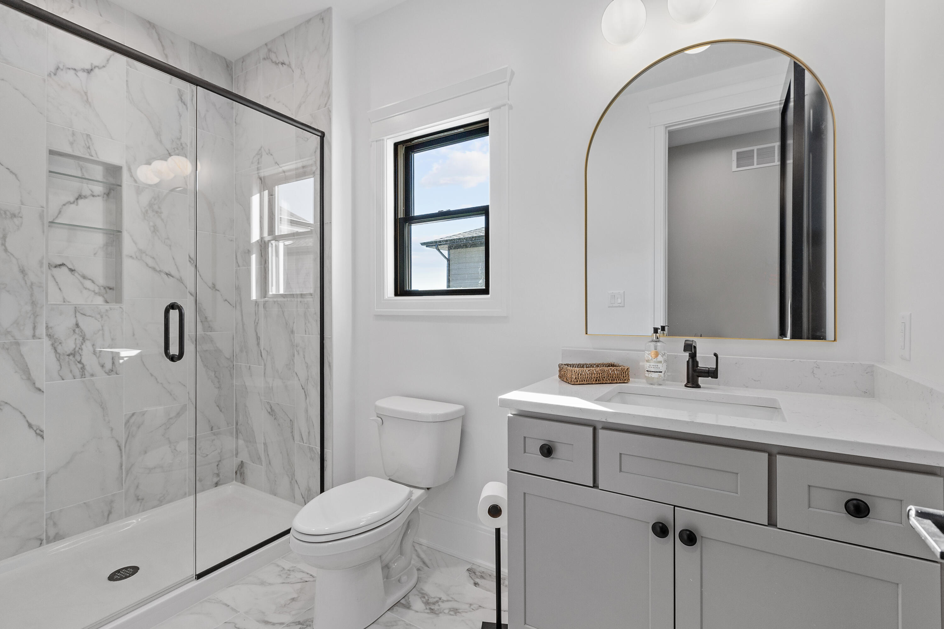 9451 Tall Grass Trail