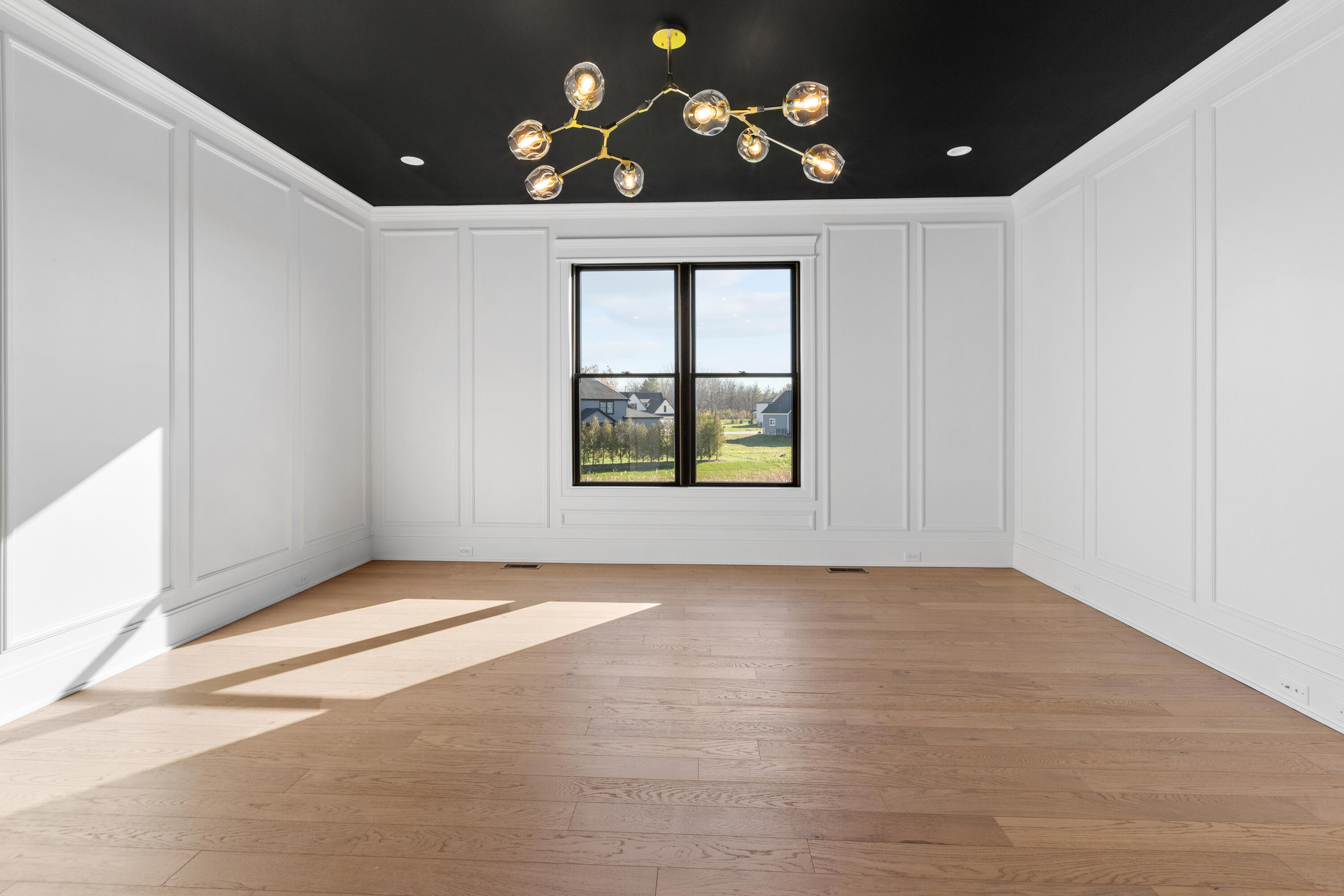 9451 Tall Grass Trail