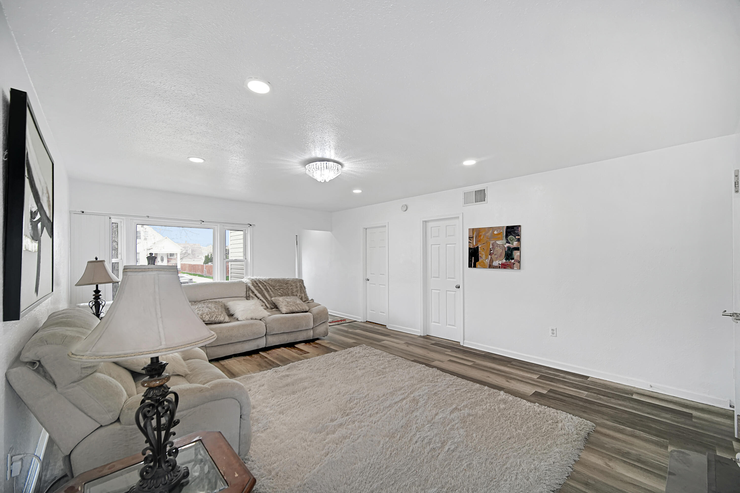 542 Mulberry Street