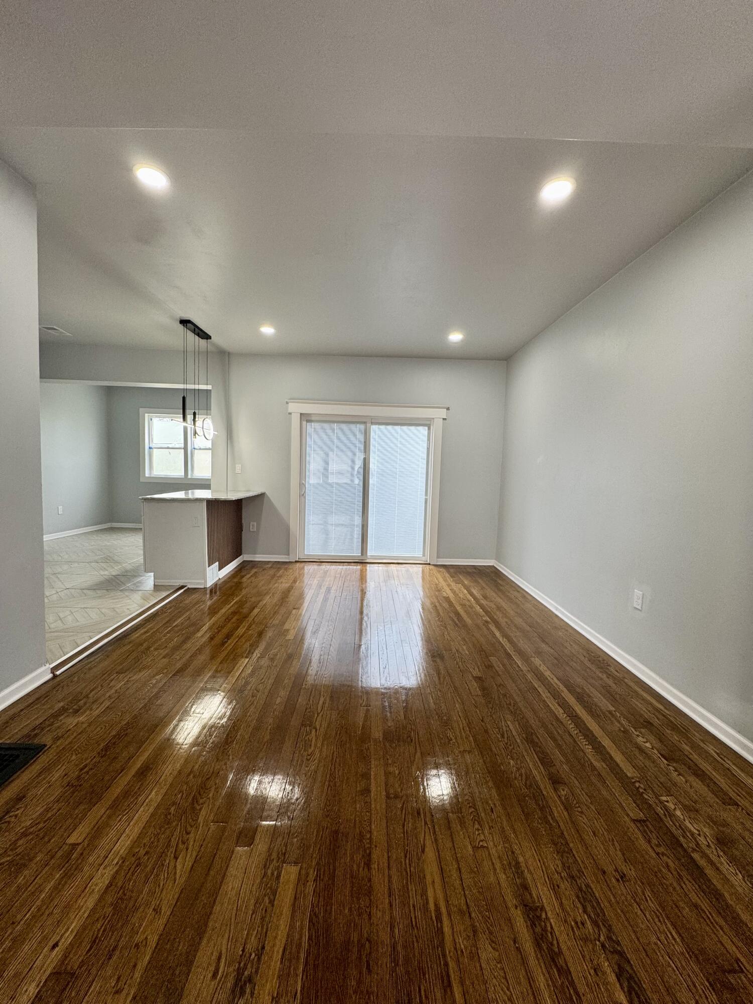 725 Polk Street