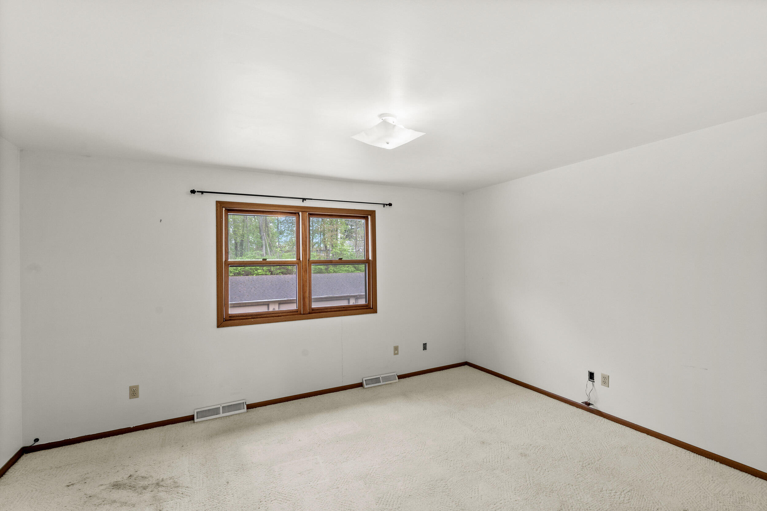 862 Jordan Circle