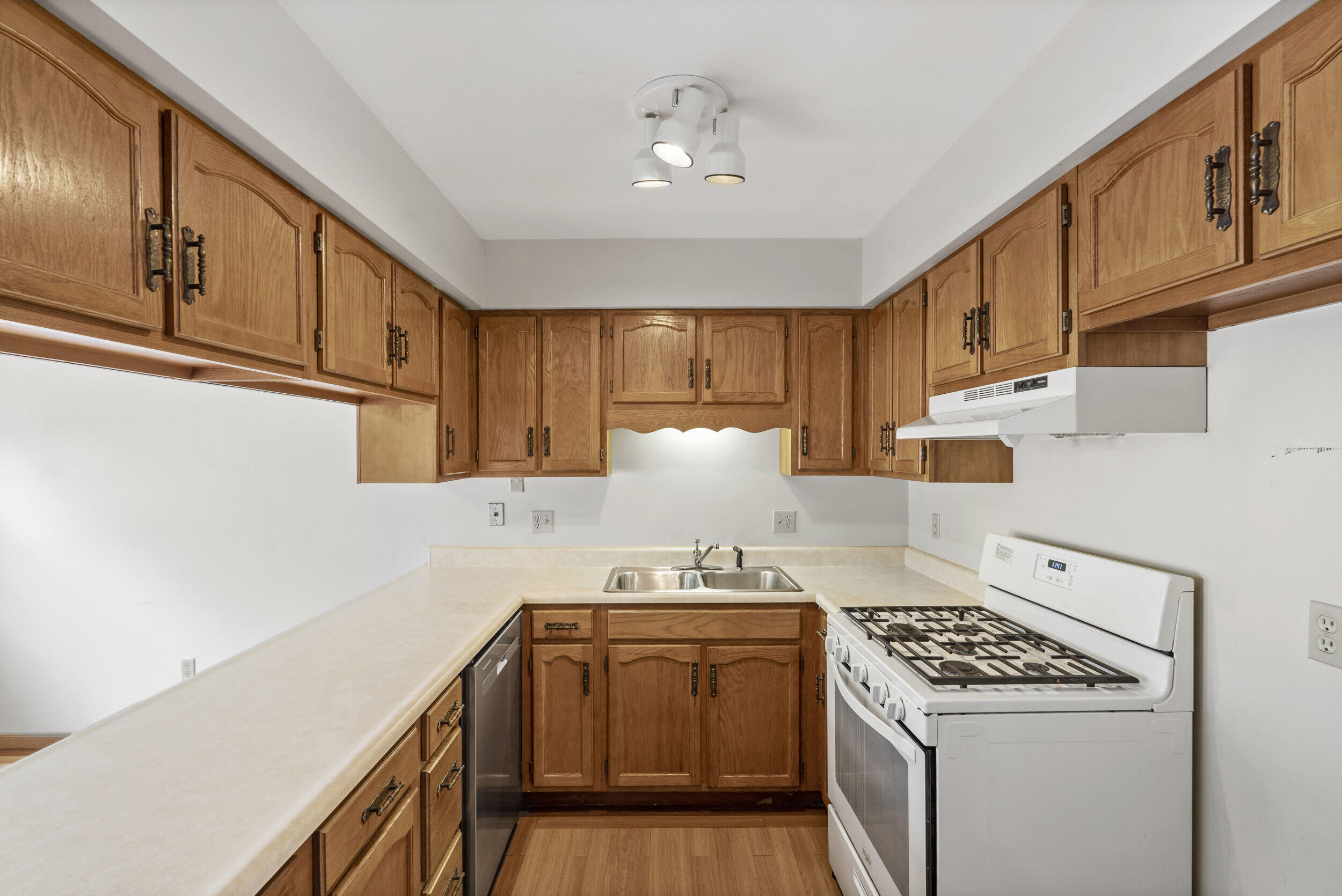 862 Jordan Circle