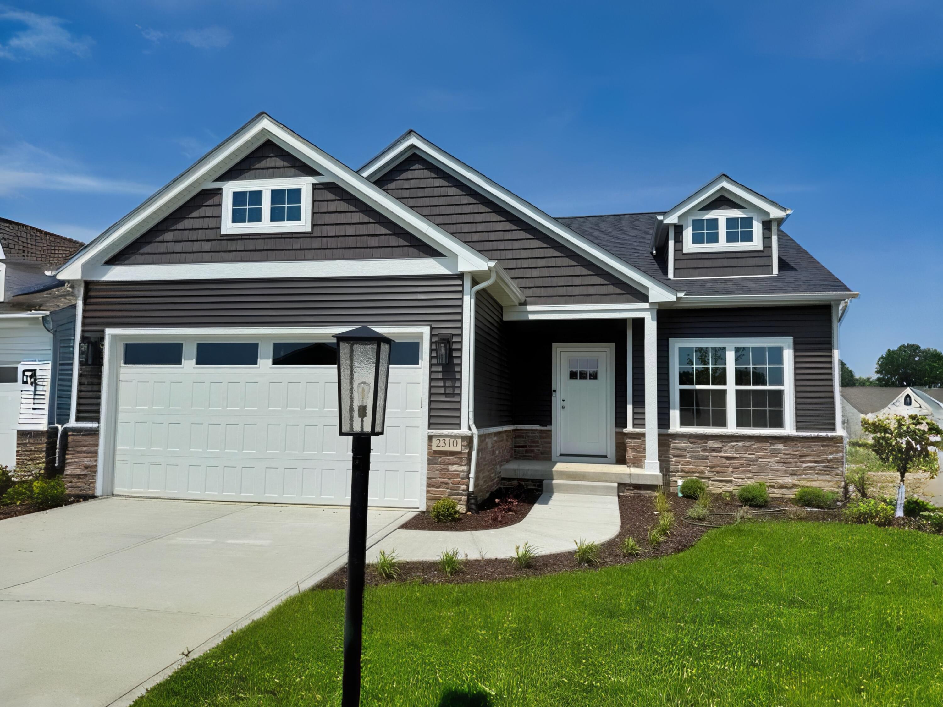 2310 Redwood Lane