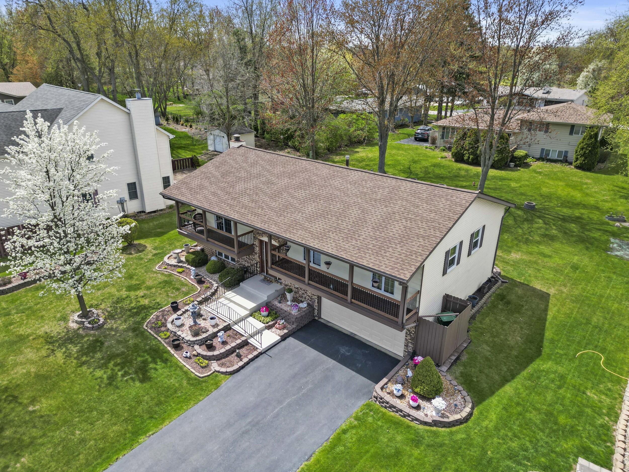 1594 Sunnyslope Drive