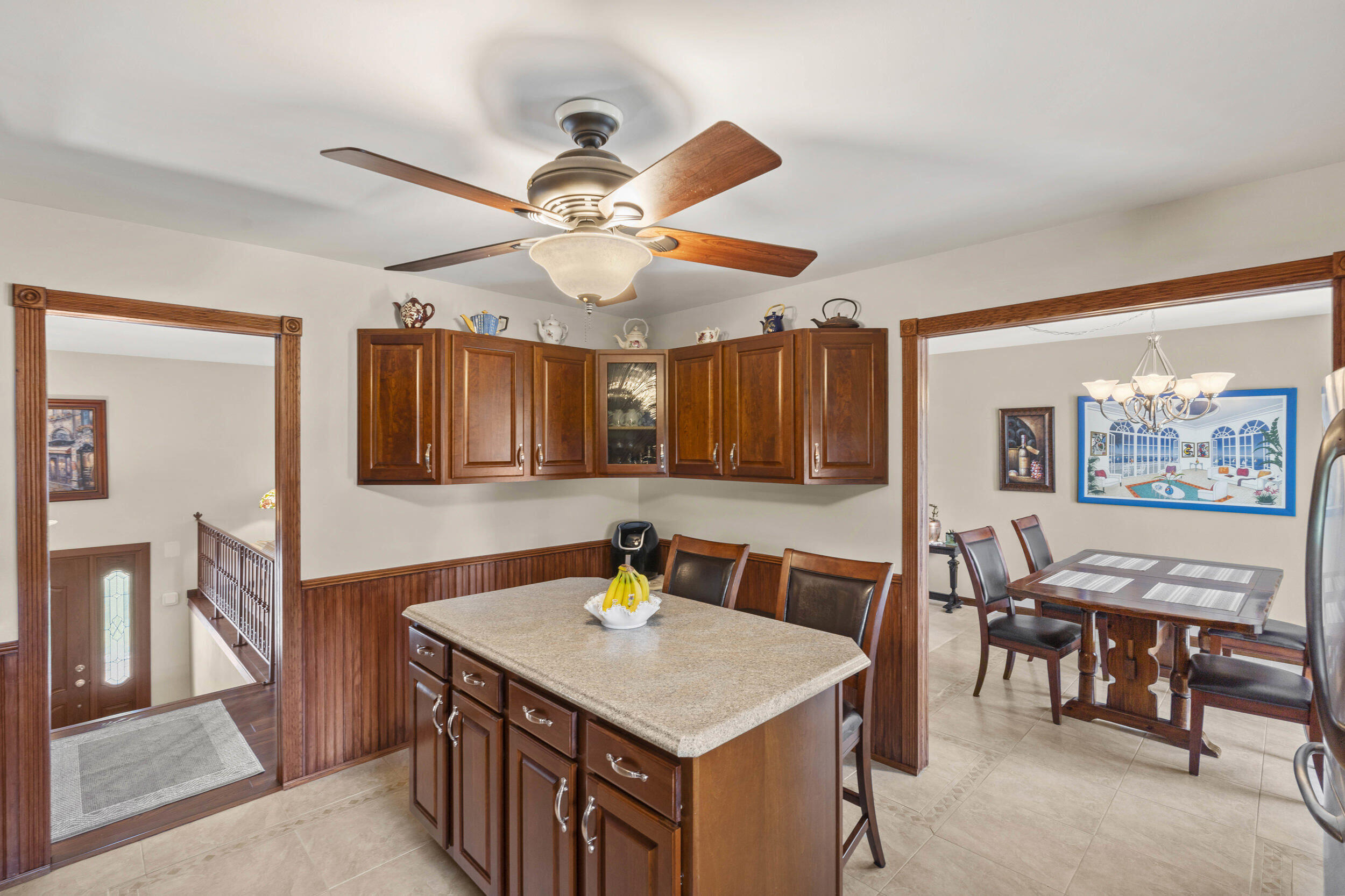 1594 Sunnyslope Drive