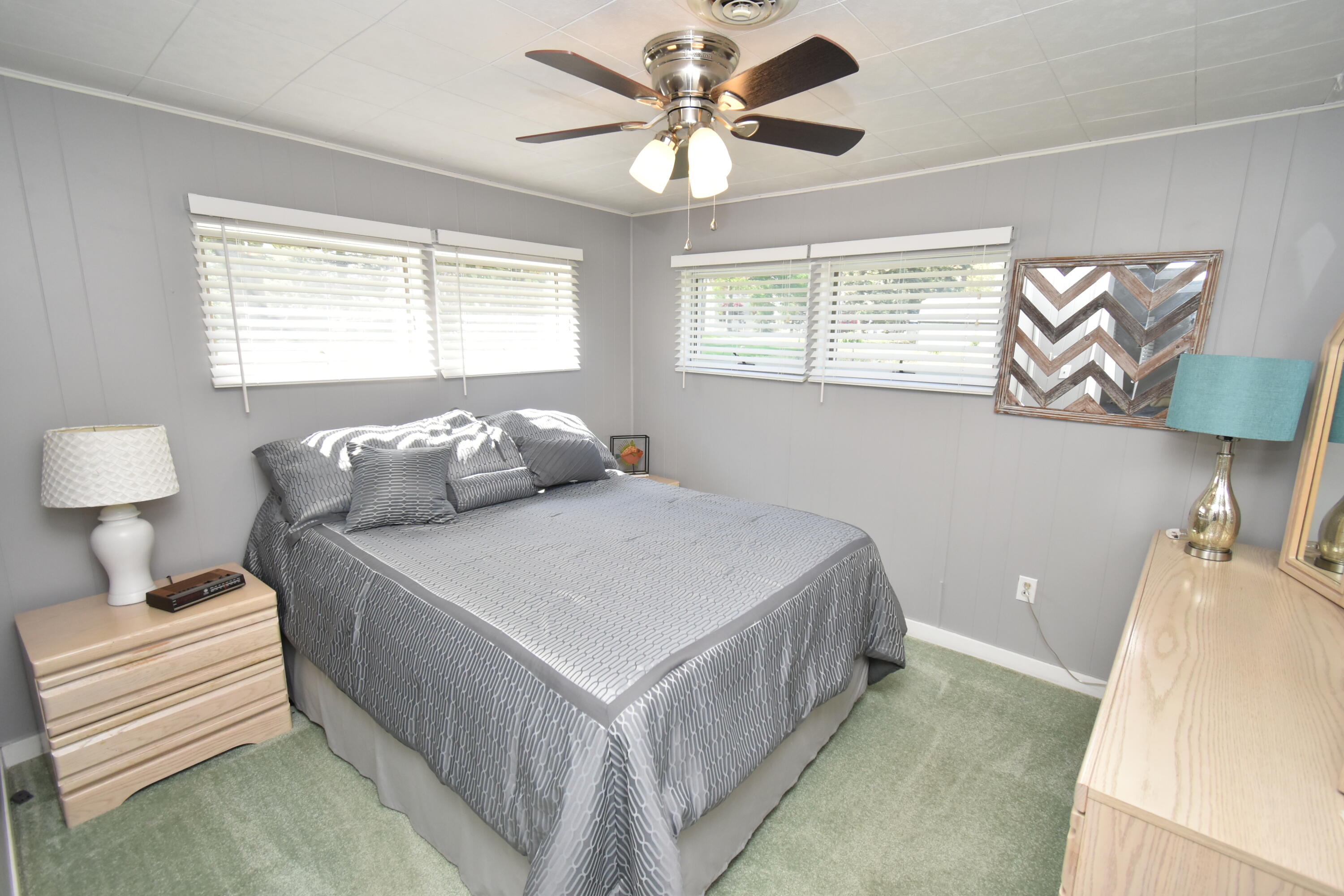 505 Lakeview Court