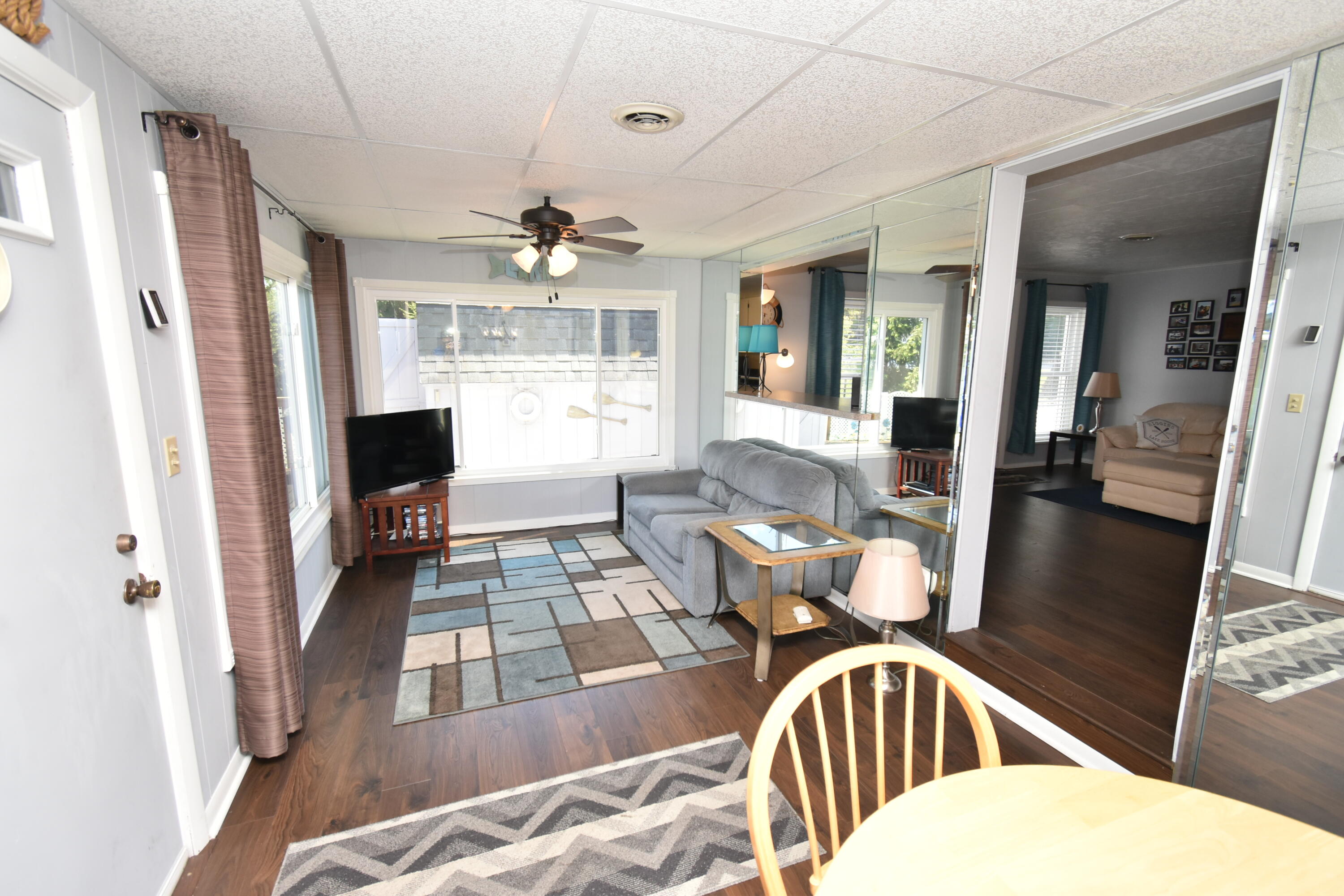 505 Lakeview Court