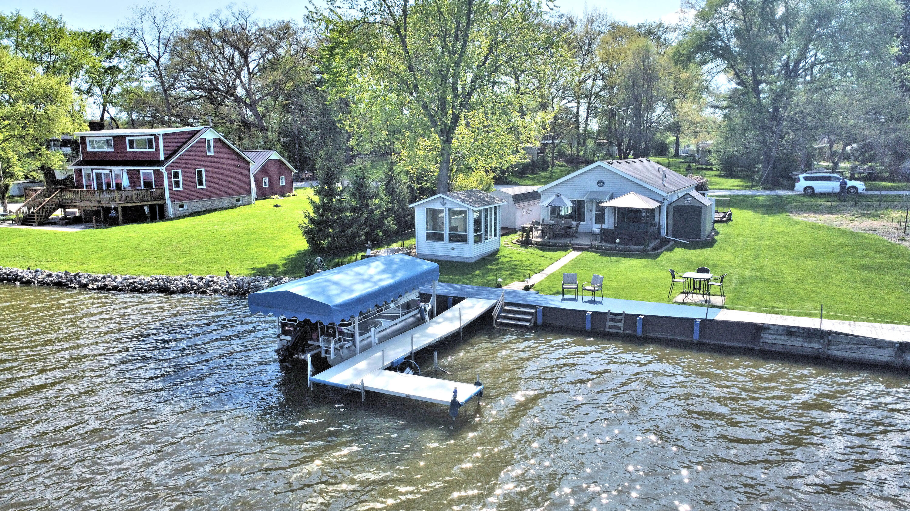 505 Lakeview Court