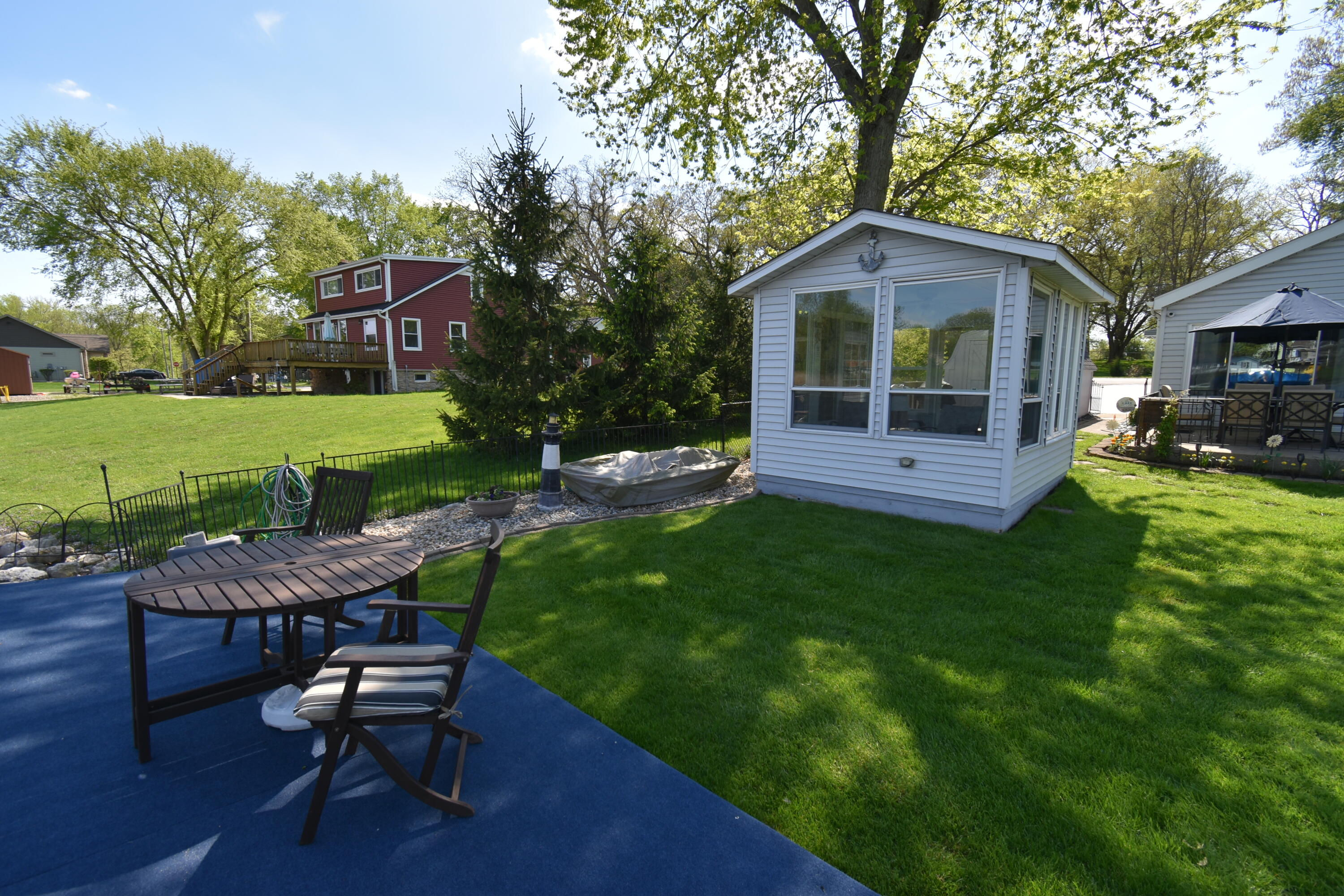 505 Lakeview Court