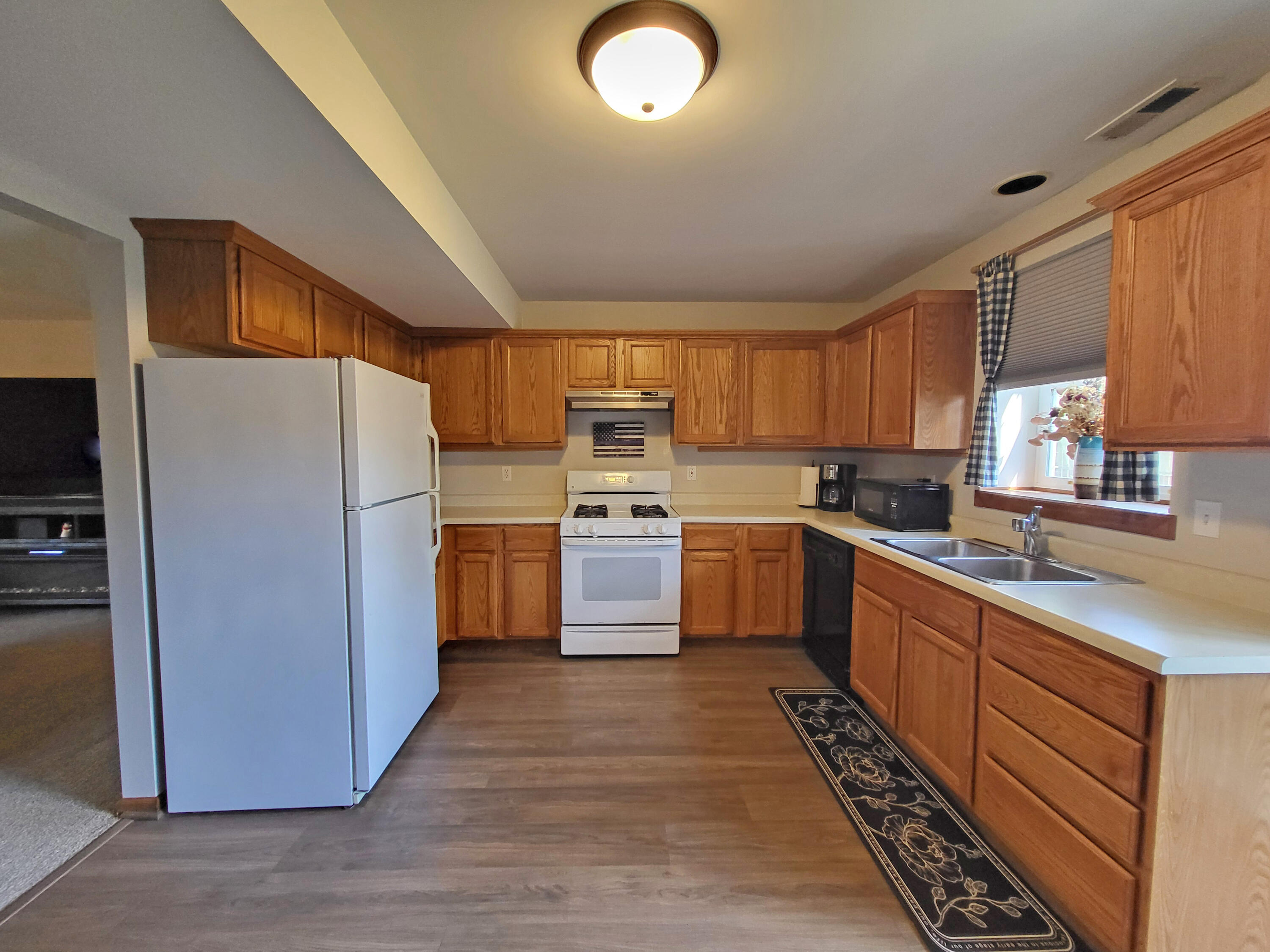 929 Monterrey Court Unit: C