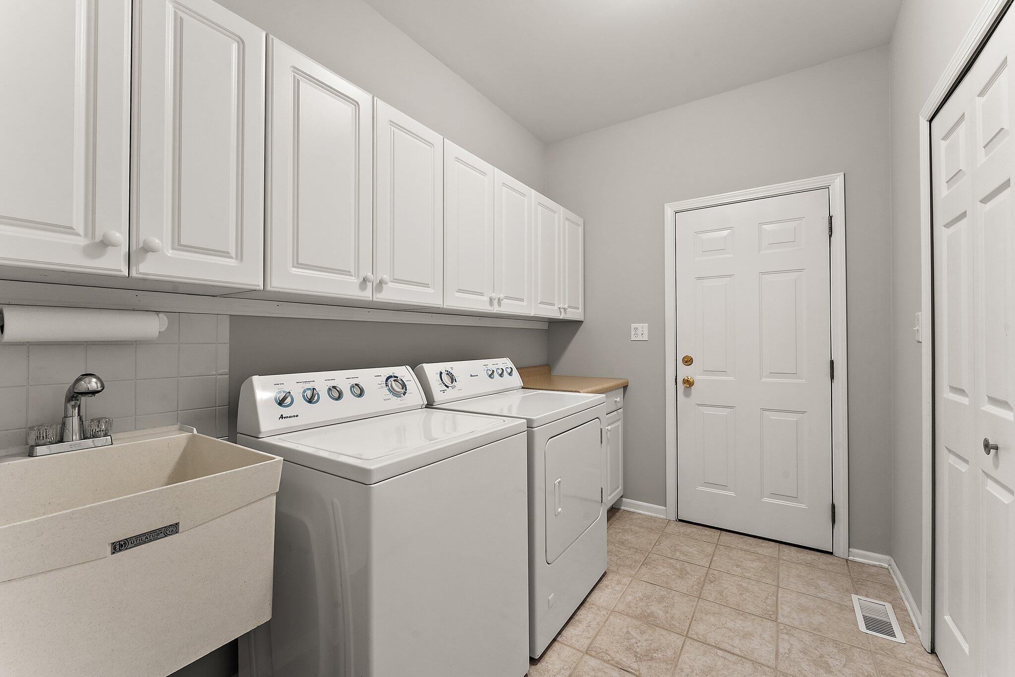 1320 Ludington Lane