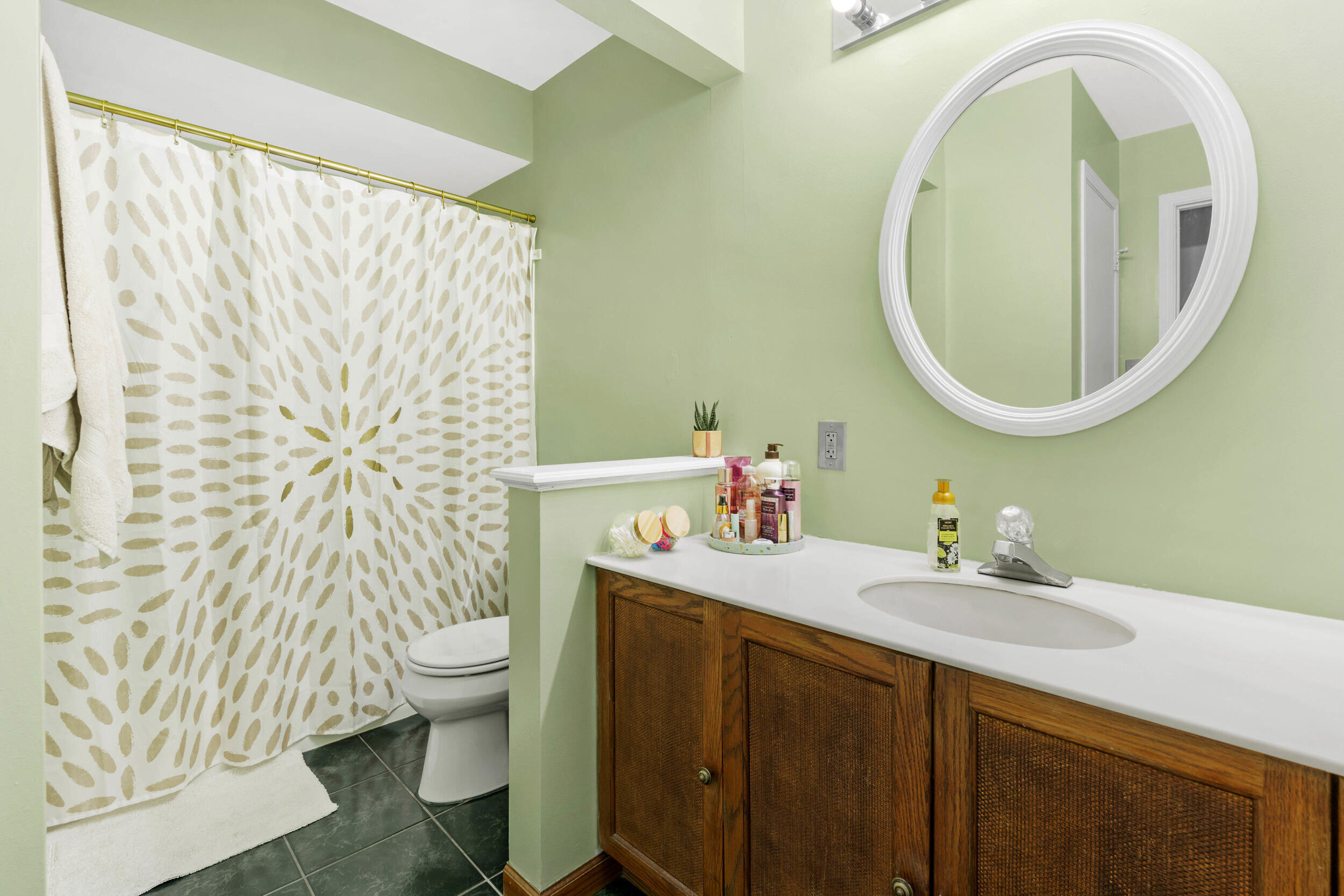 1725 Homan Drive Unit: 303