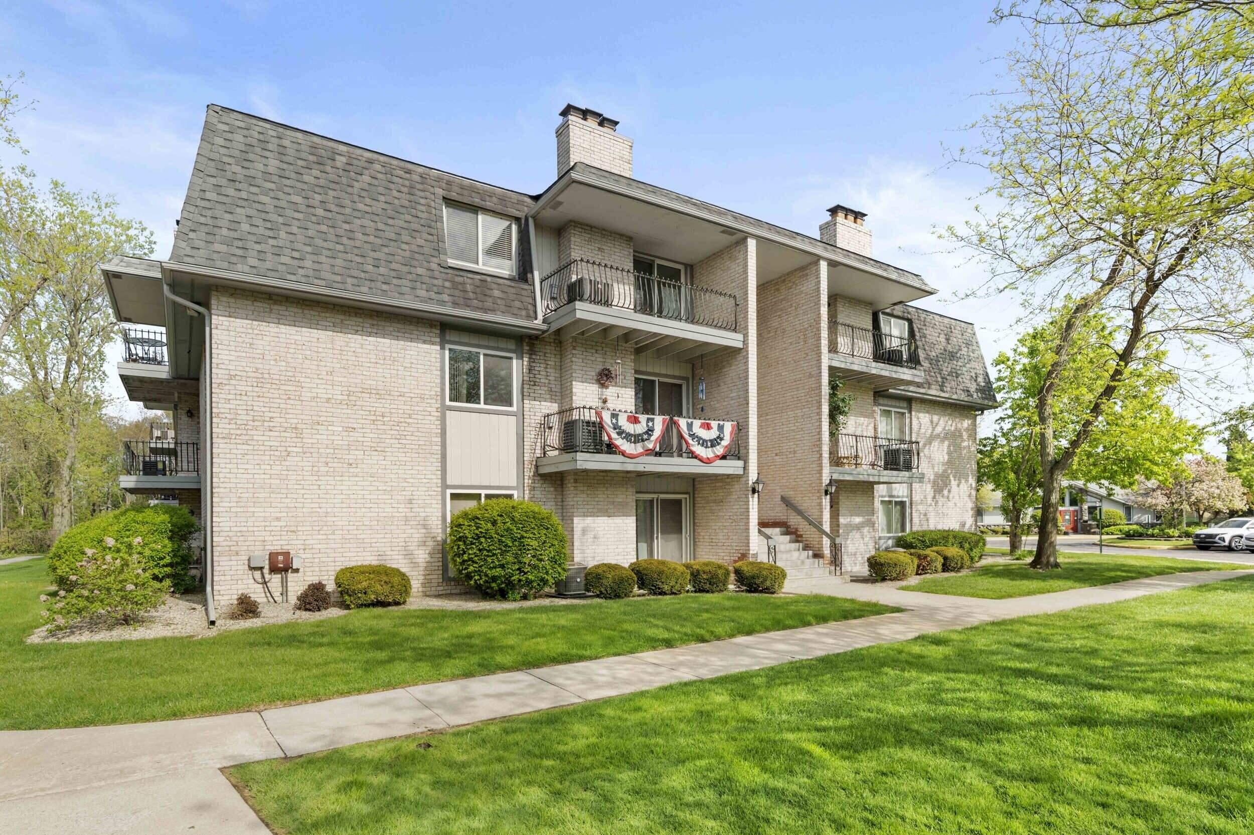 1725 Homan Drive Unit: 303