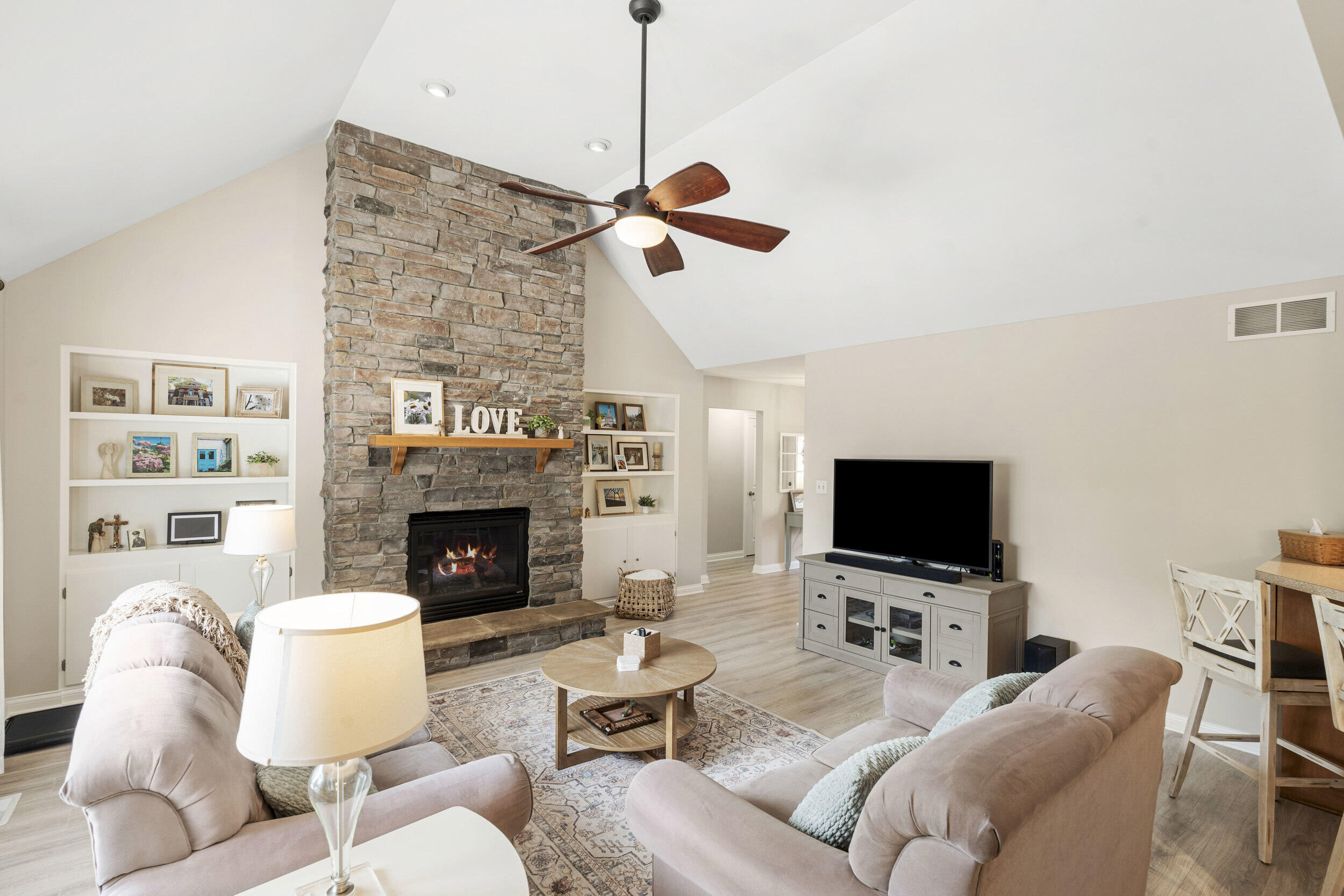 7419 Jeffrey Street