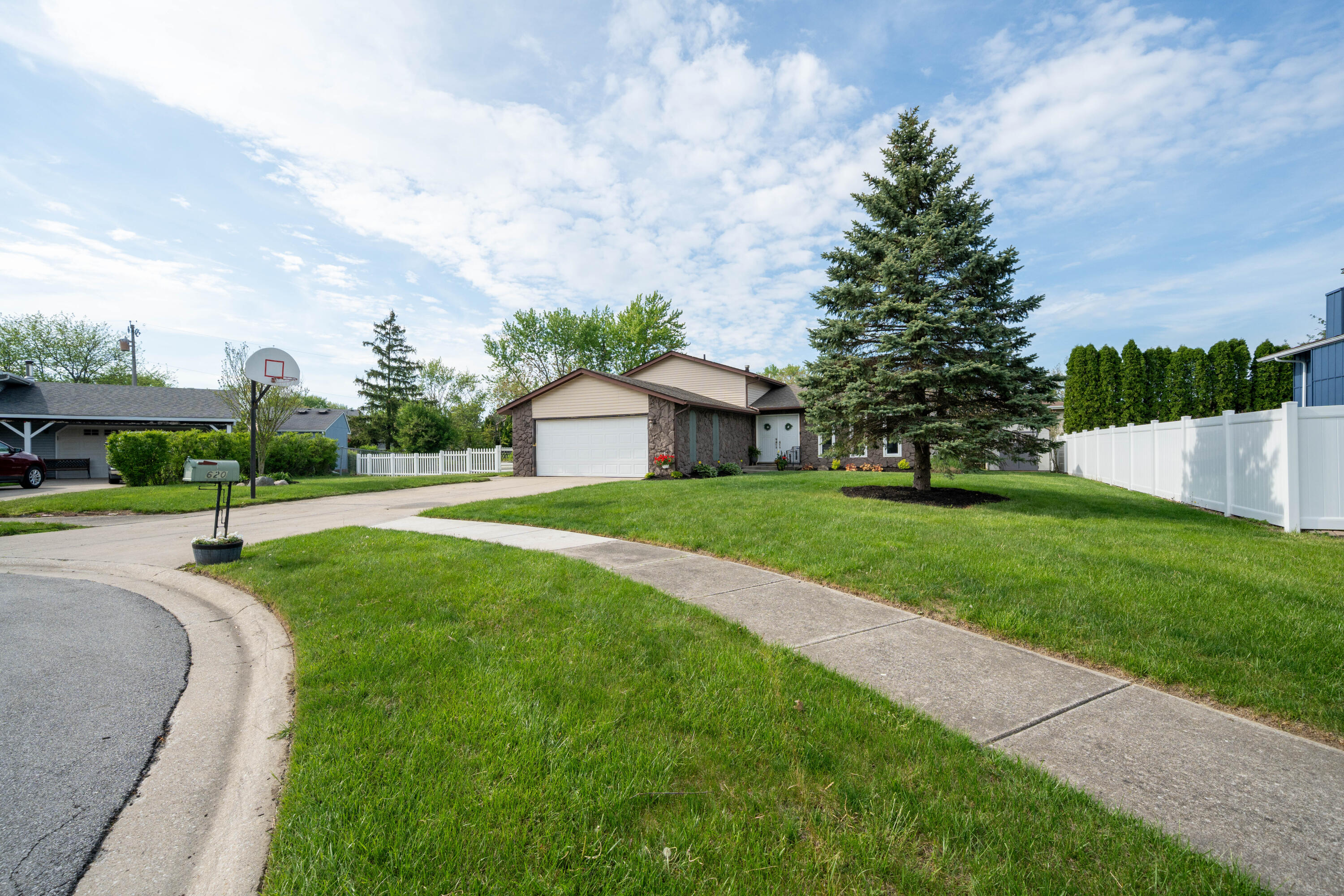 620 Helen Court