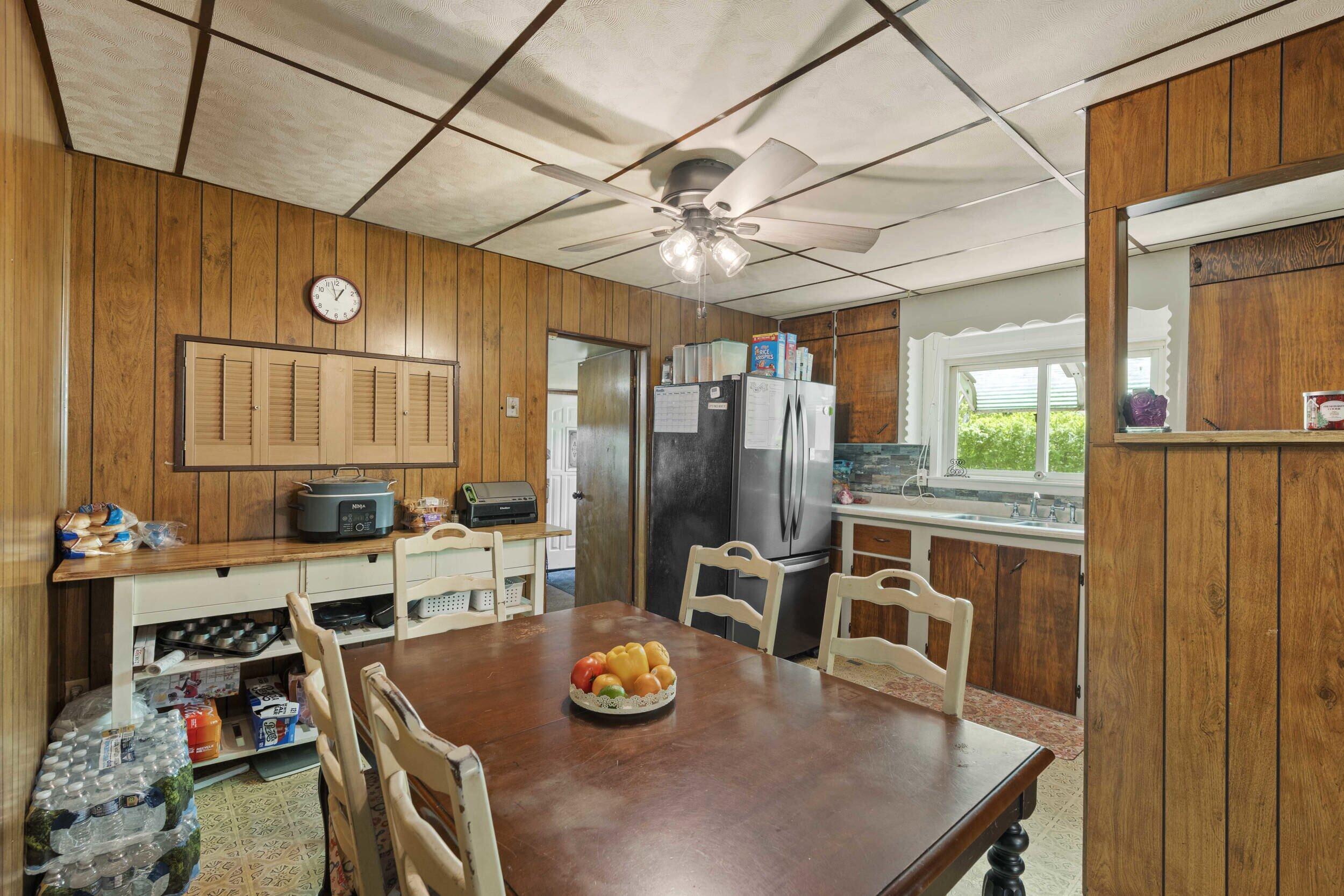 1109 S Cline Avenue