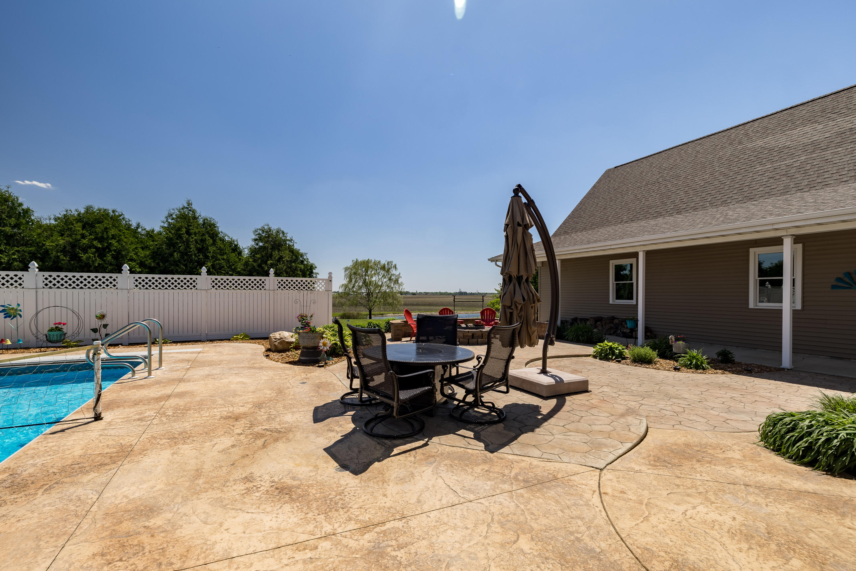 1601 E Amsler Road