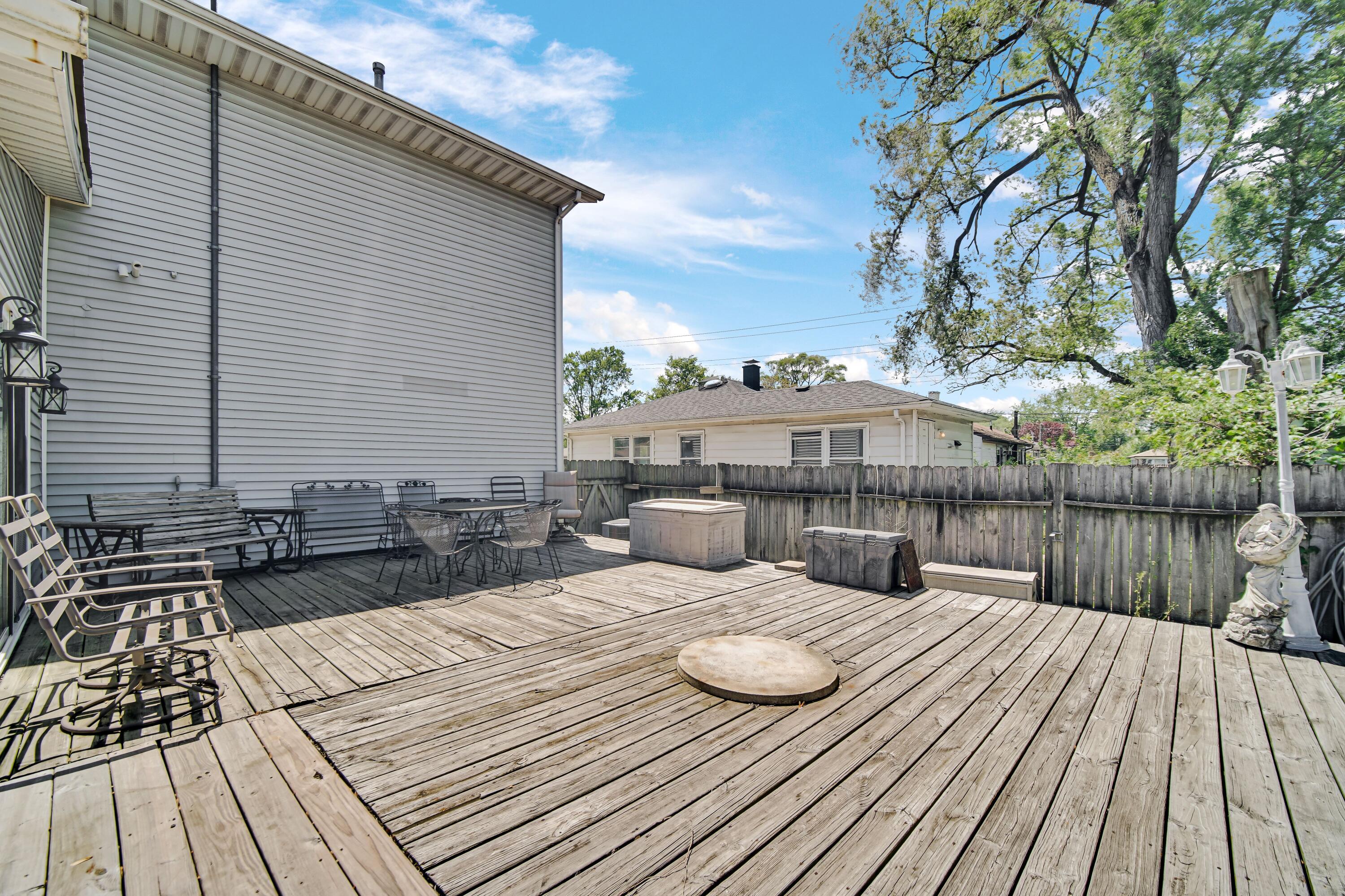 2643 Glenwood Street